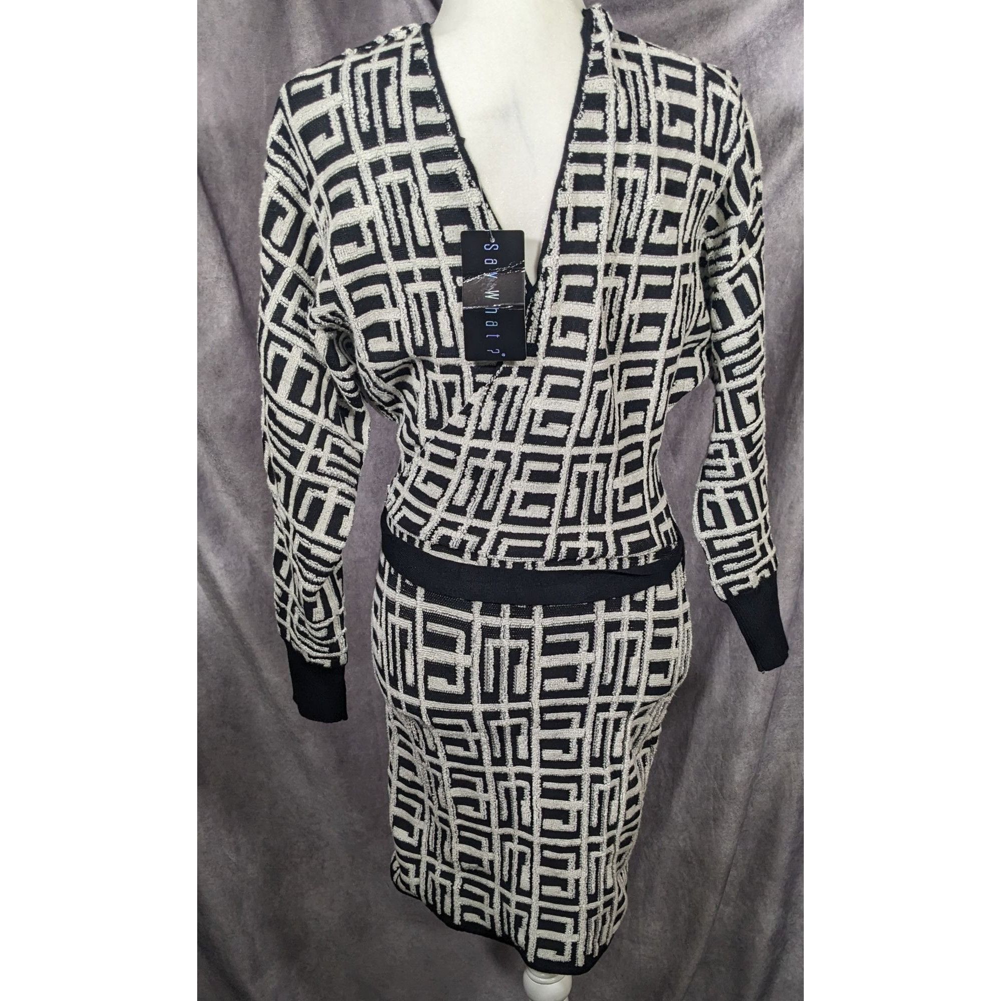 Other Say What Geometric Black And White V Neck Wrap Dress Size M / US 6-8 / IT 42-44 - 5 Thumbnail