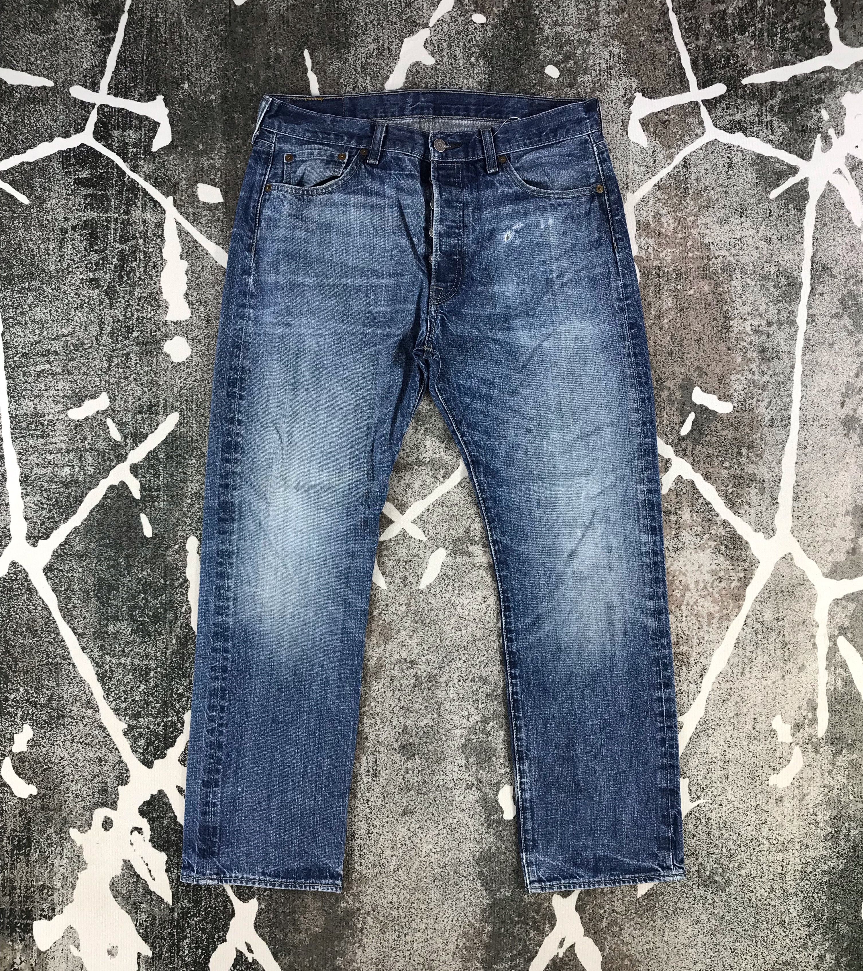 Levi's Vintage 501 Jeans Blue Wash Denim KJ941 Size US 34 / EU 50 - 1 Thumbnail