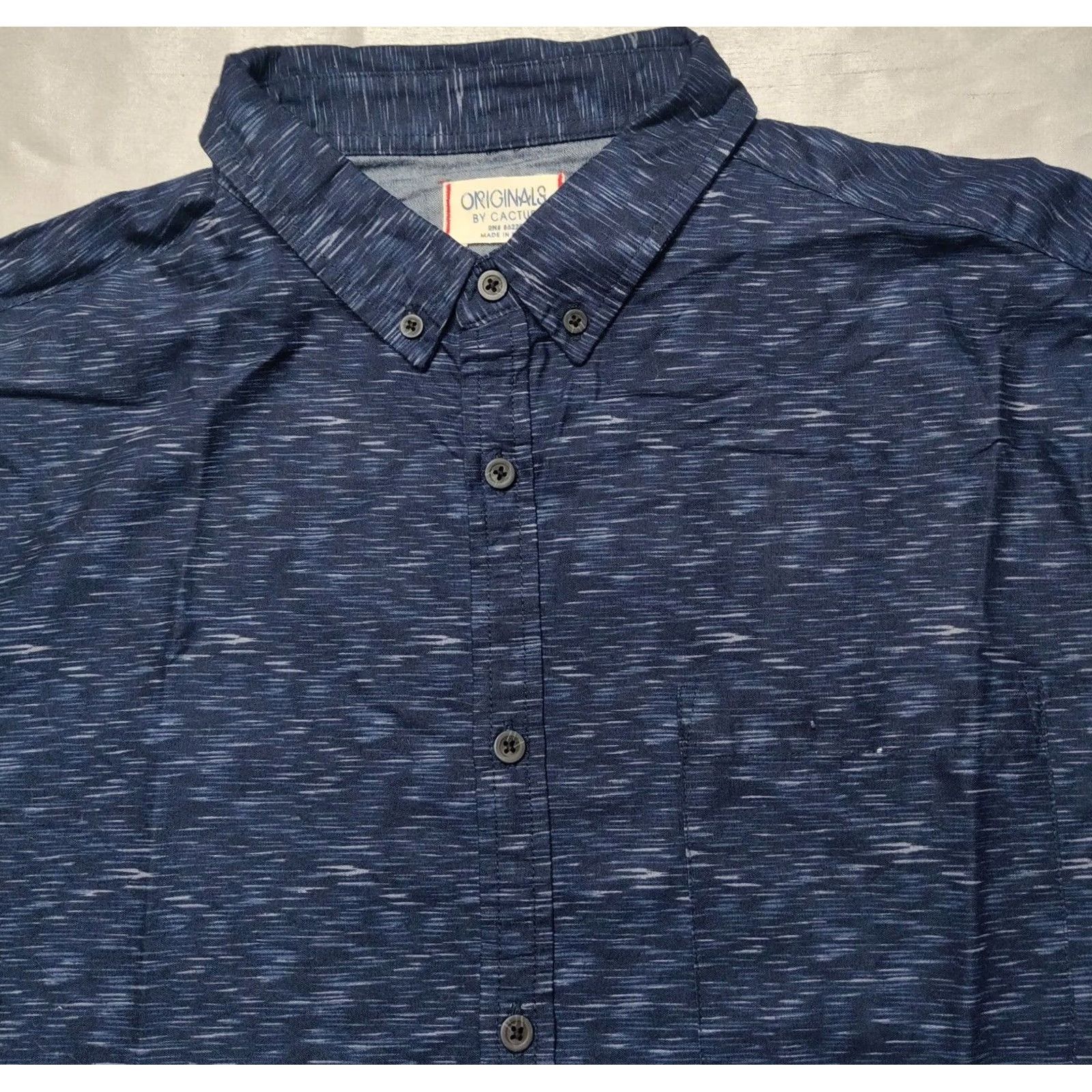 Vintage ORIGINALS BY CACTUS NEW YORK Men XL Blue Marl Short Sleeve Button-Up Shirt EUC Size US XL / EU 56 / 4 - 3 Thumbnail