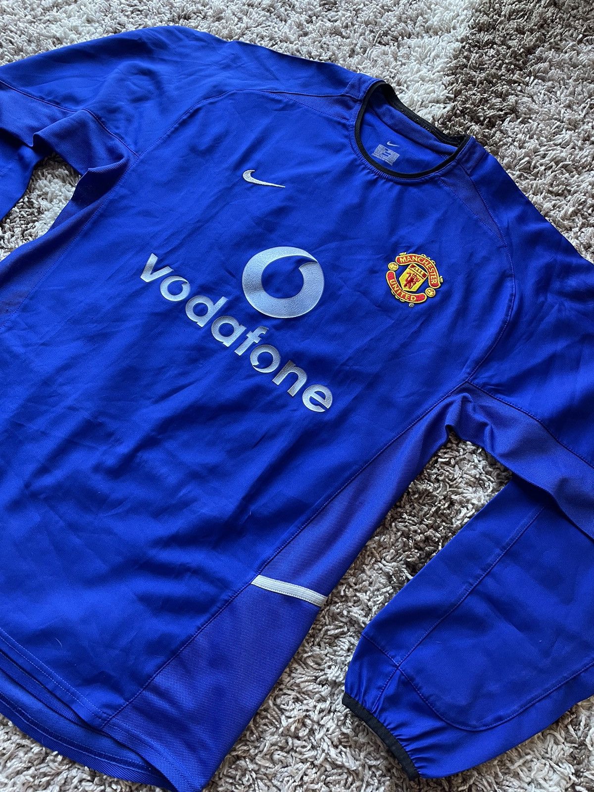 Nike Manchester United Nike Vintage Vodafone Soccer Jersey #4 Size US S / EU 44-46 / 1 - 4 Thumbnail