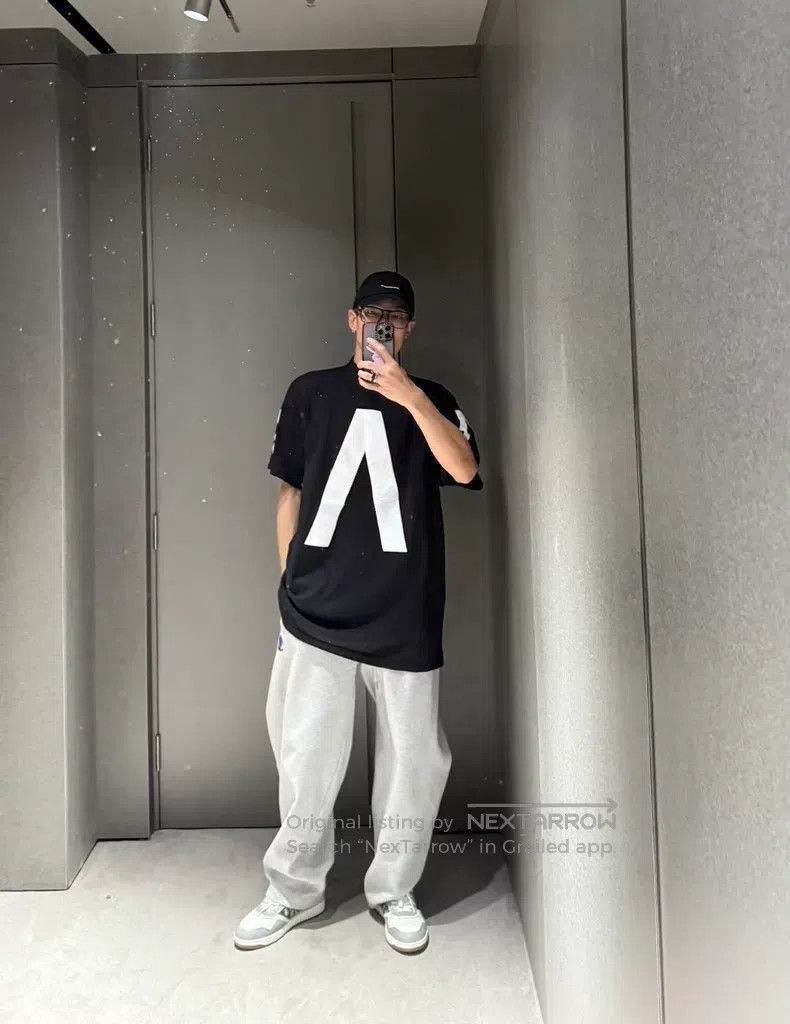 Balenciaga Balenciaga Apple Music limited short-sleeve Size US M / EU 48-50 / 2 - 8 Thumbnail
