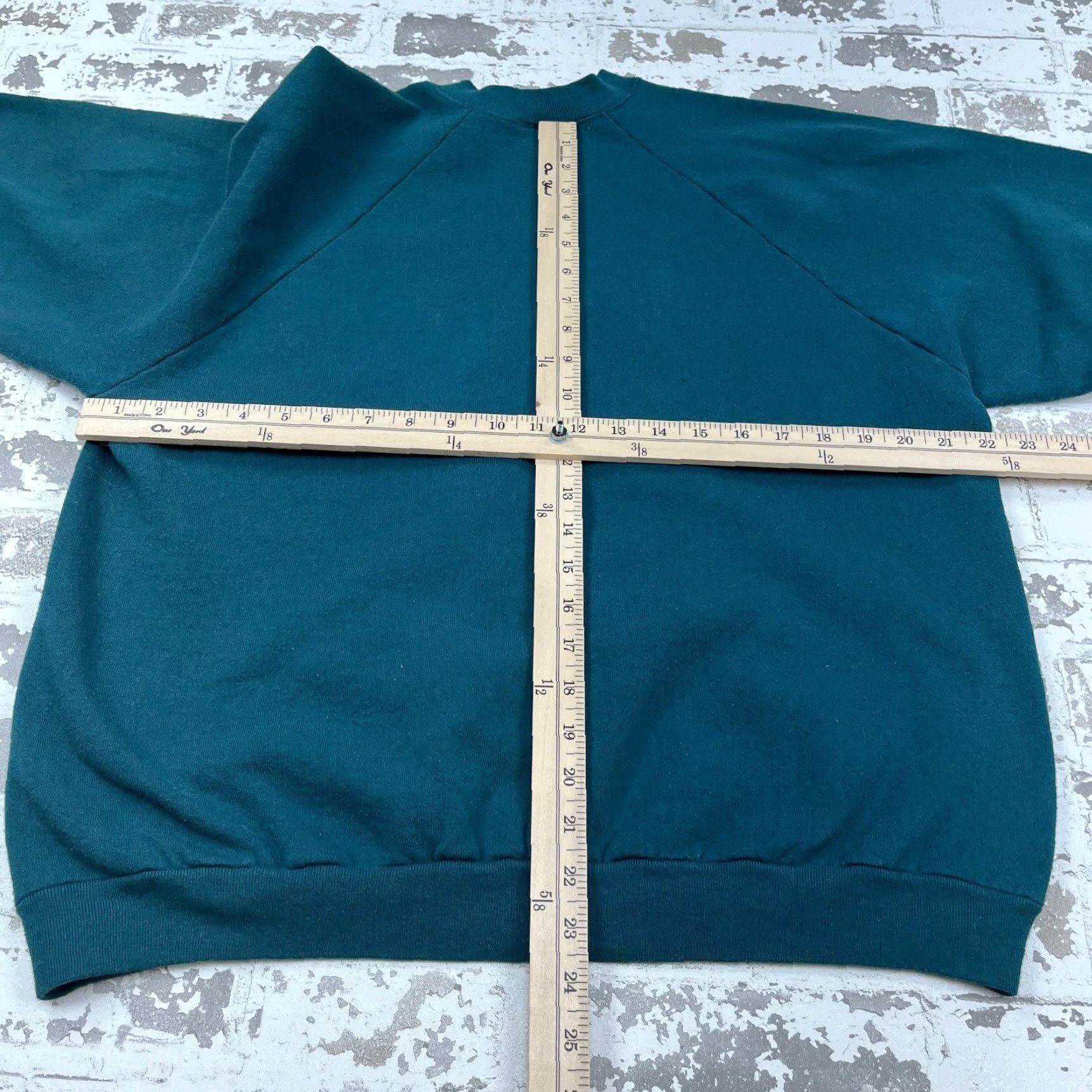 Fruit Of The Loom VINTAGE Fruit of the Loom Christmas Sweater Women XL Green Crew Neck Sweatshirt USA 90s Bear 50/50 Size XL / US 12-14 / IT 48-50 - 5 Thumbnail