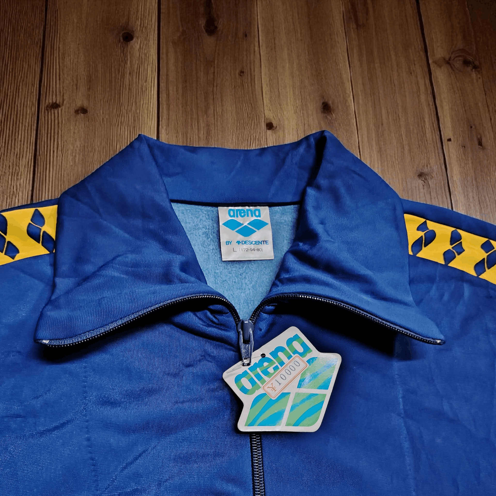 Japanese Brand vintage arena track top jacket Size US L / EU 52-54 / 3 - 5 Thumbnail