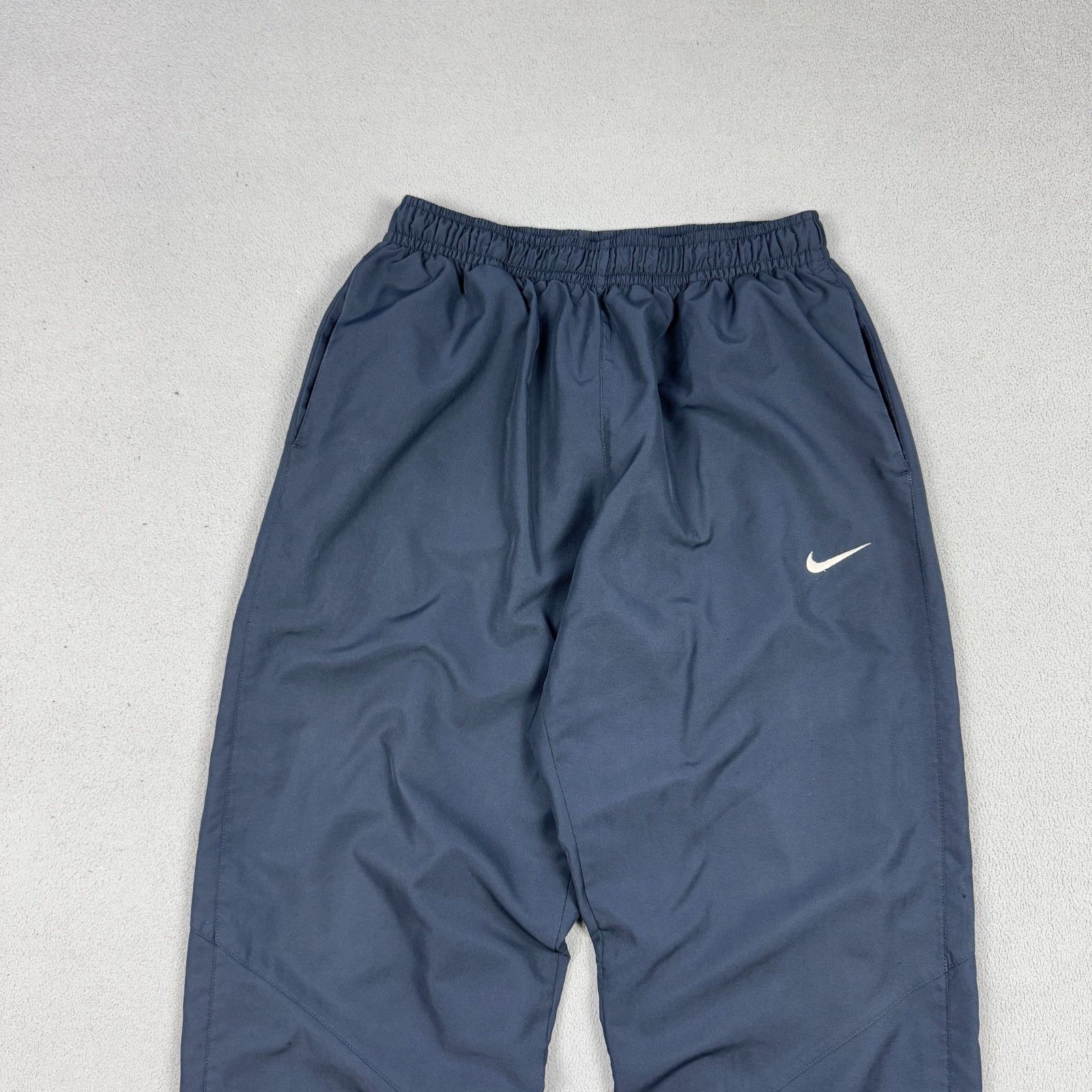 Nike Nike Track Pants Windbreaker Vintage 00s Blue Nylon L Size US 34 / EU 50 - 9 Thumbnail