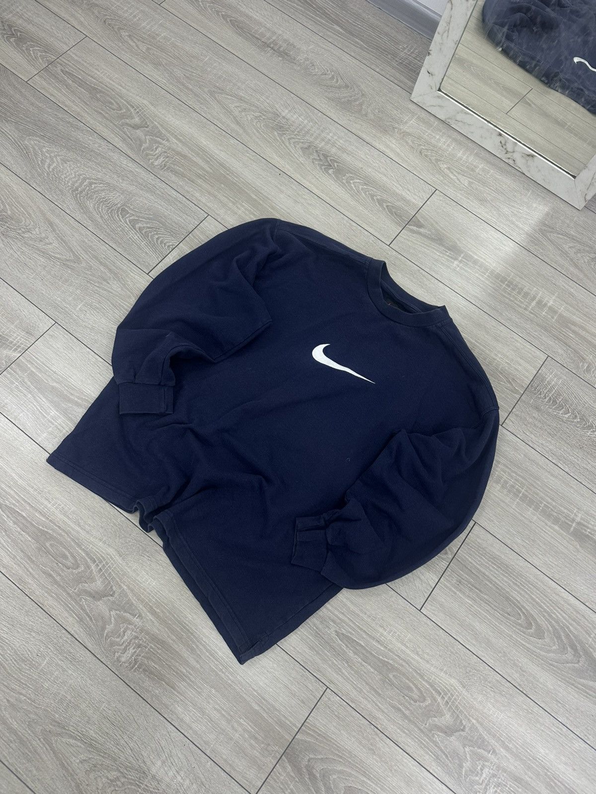Nike Nike Vintage Big Swoosh Baggy Boxy Fit 90s Sweatshirt Size US L / EU 52-54 / 3 - 3 Thumbnail