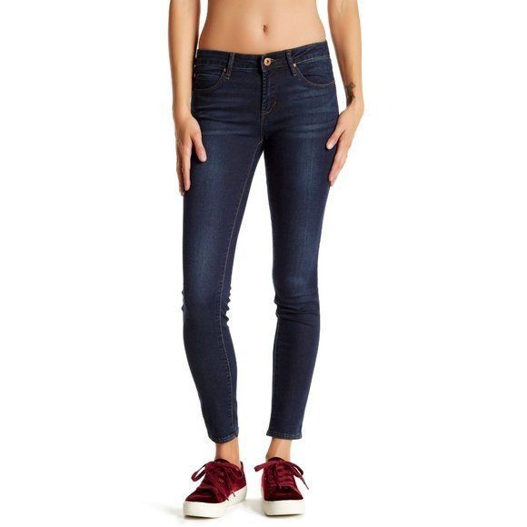 Other Articles Of Society Sarah Skinny Jeans Size 42" / US 20 - 2 Thumbnail