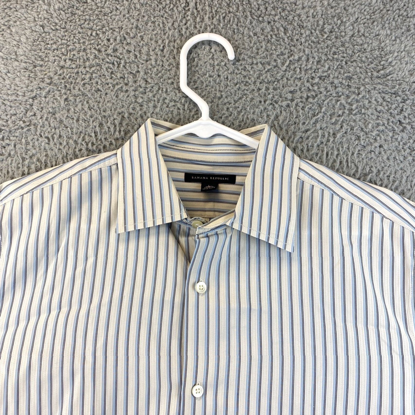 Banana Republic Banana Republic Dress Shirt Men L Cotton Beige Striped/87-56 Standard Cuff Point Collar, Classic Fit, 100% Cotton, Regular, Long Sleeve Size 42R - 2 Thumbnail