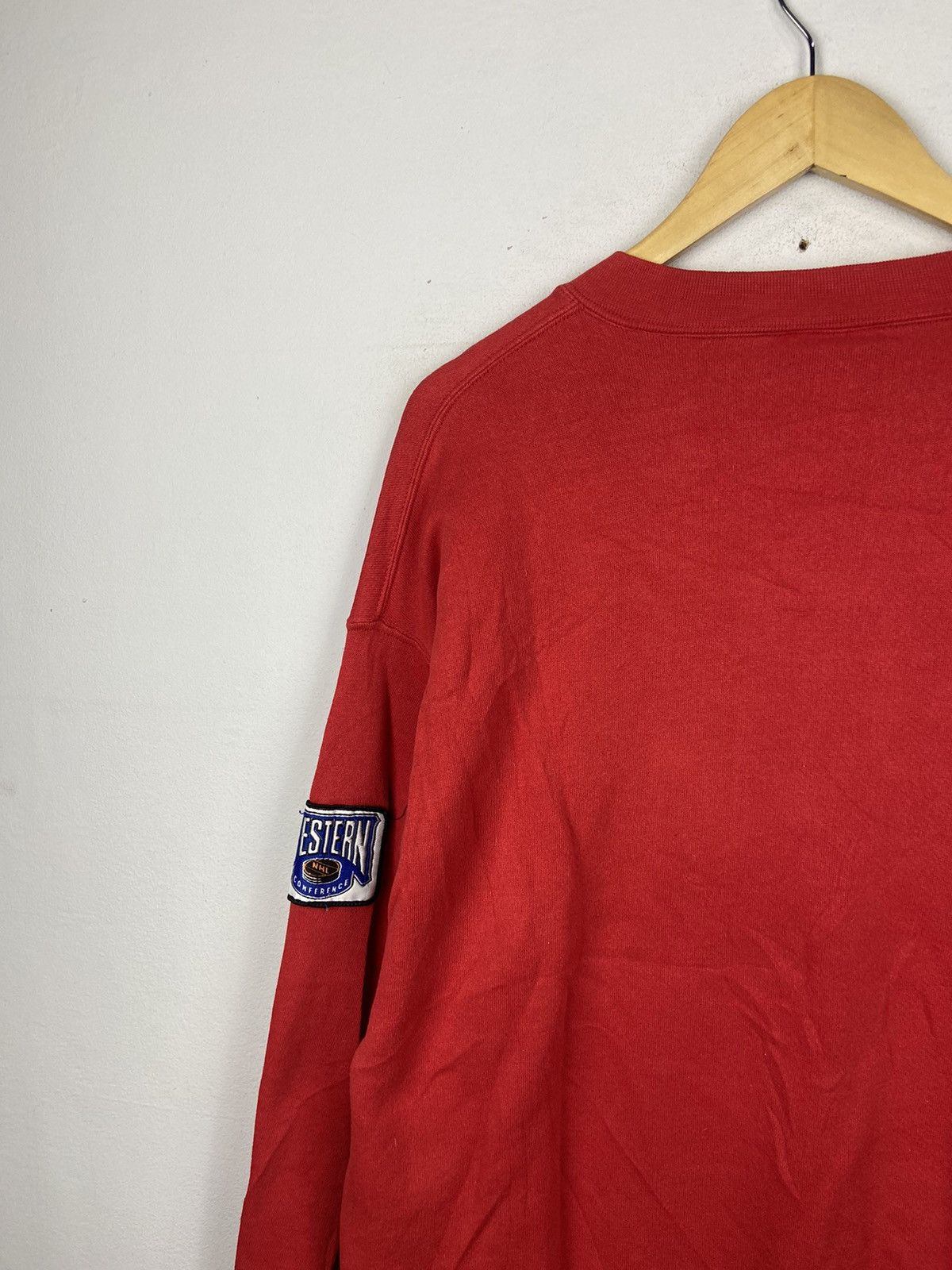 NHL × Vintage 1990s Detroit Red Wings Hockey Sweatshirt Size US L / EU 52-54 / 3 - 8 Thumbnail