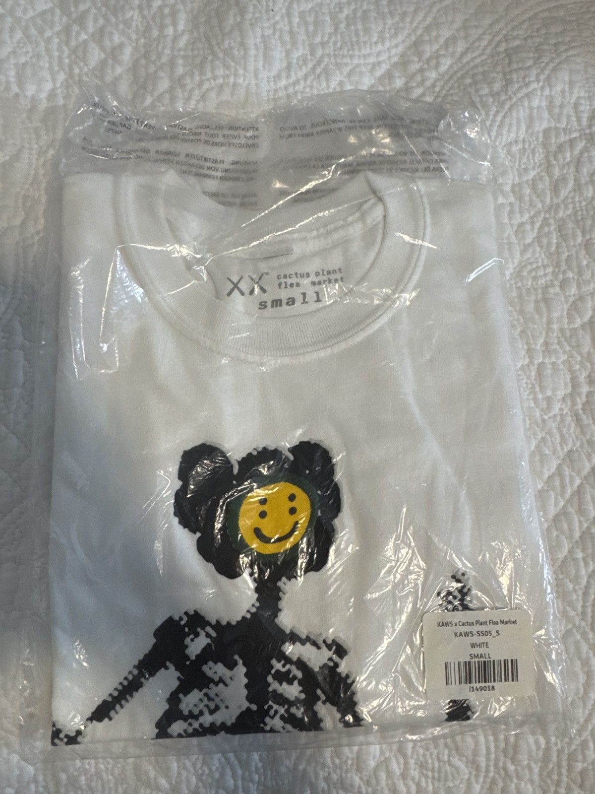 Cactus Plant Flea Market × Kaws Cactus Plant Flea Market x KAWS Shirt 'White' Small Size US S / EU 44-46 / 1 - 2 Thumbnail