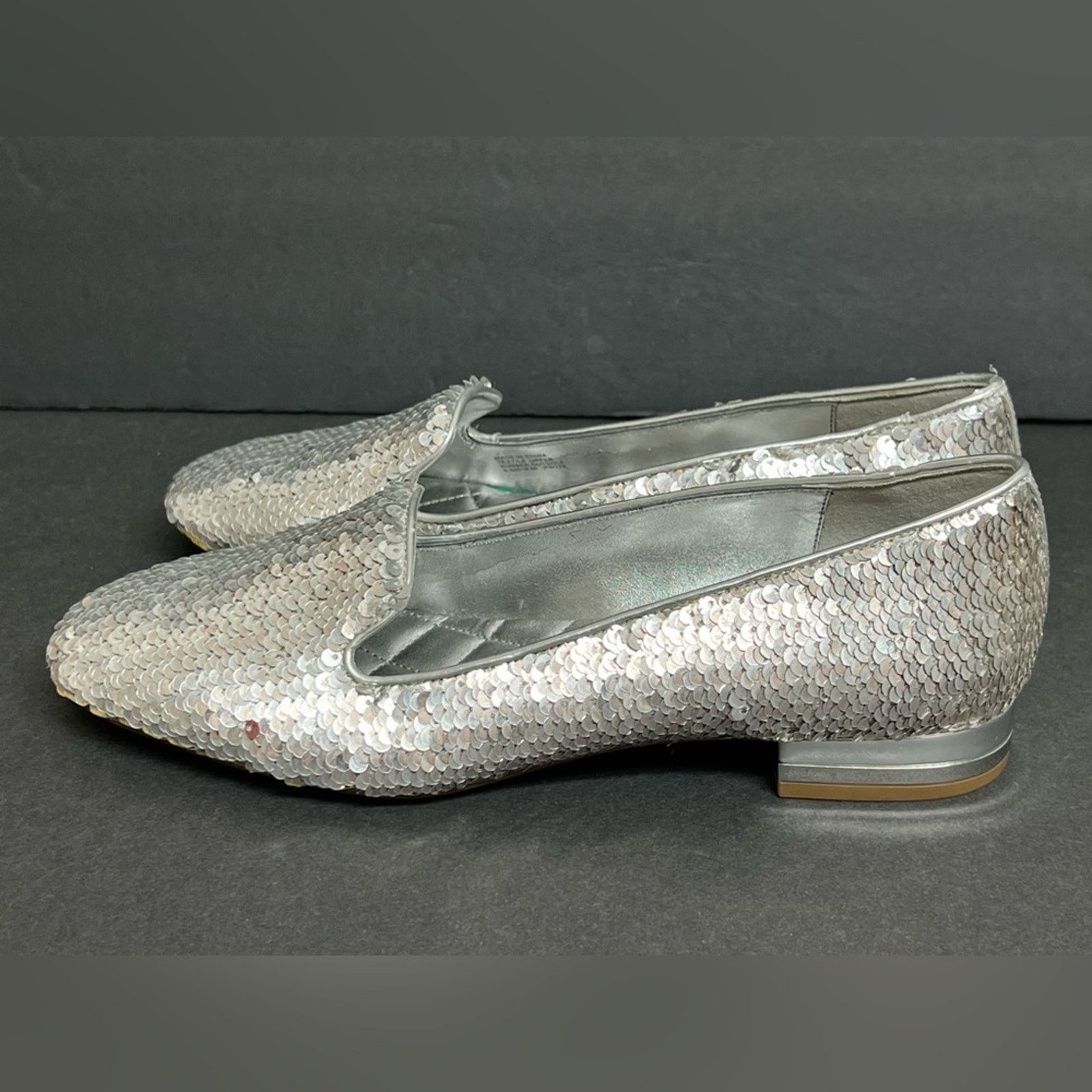 Michael Kors Michael Kors Women's Silver Glitter Slip-On Ballet Flats Size US 8.5 / IT 38.5 - 2 Thumbnail