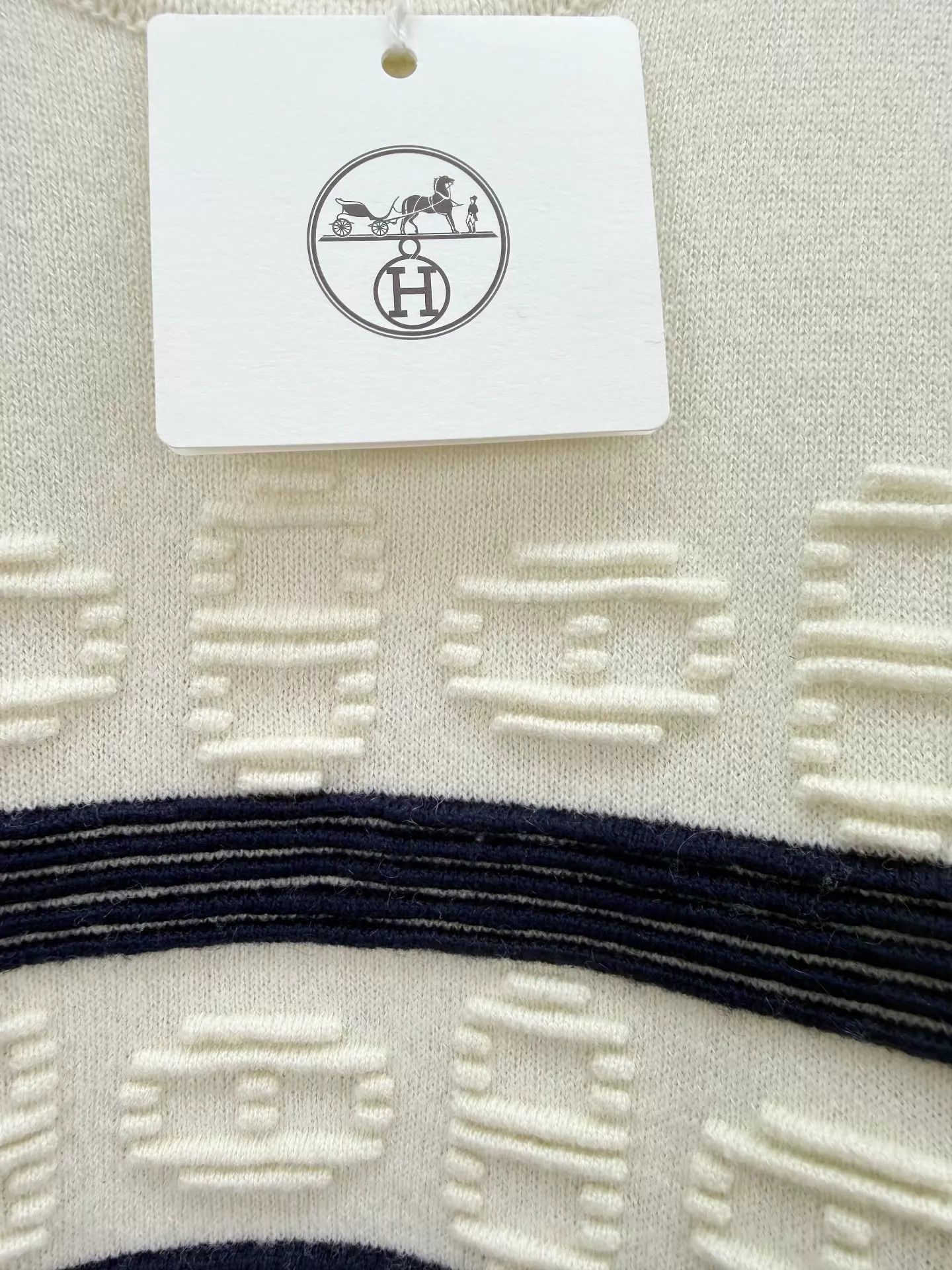 Hermes Hermes Cashmere Knit Sweater New With Tags 34 Size XS / US 0-2 / IT 36-38 - 3 Thumbnail