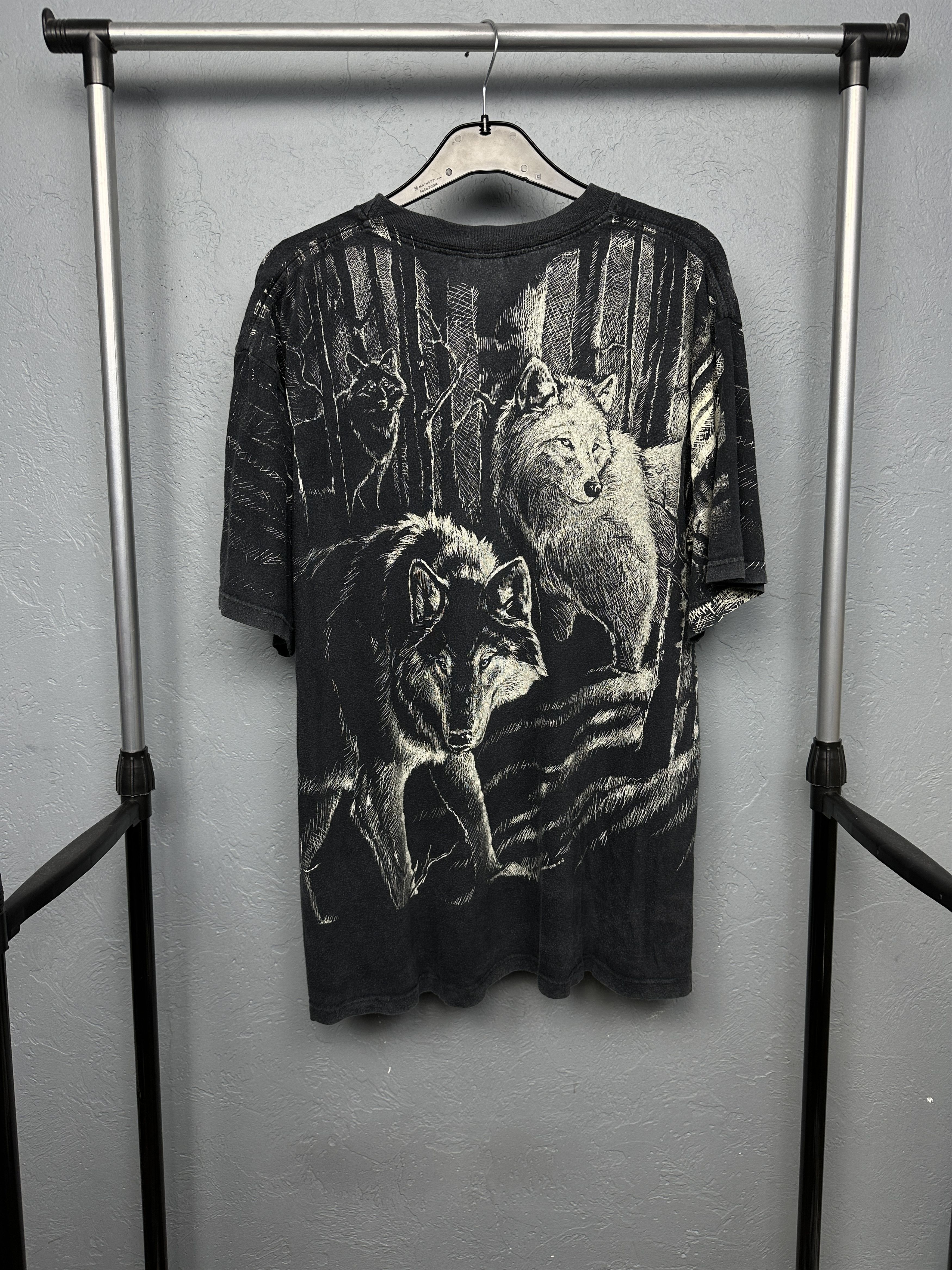Vintage Wolf All Over Print 90s Vintage Mens T-Shirt Size US XXL / EU 58 / 5 - 6 Thumbnail