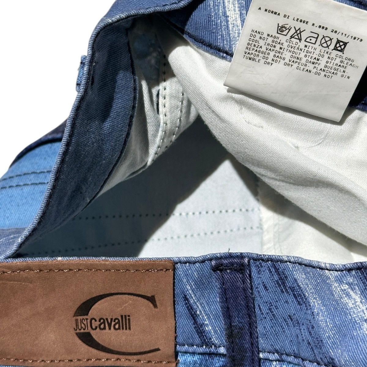 Roberto Cavalli Archive snakeskin graphic denim Size 28" / US 6 / IT 42 - 4 Thumbnail