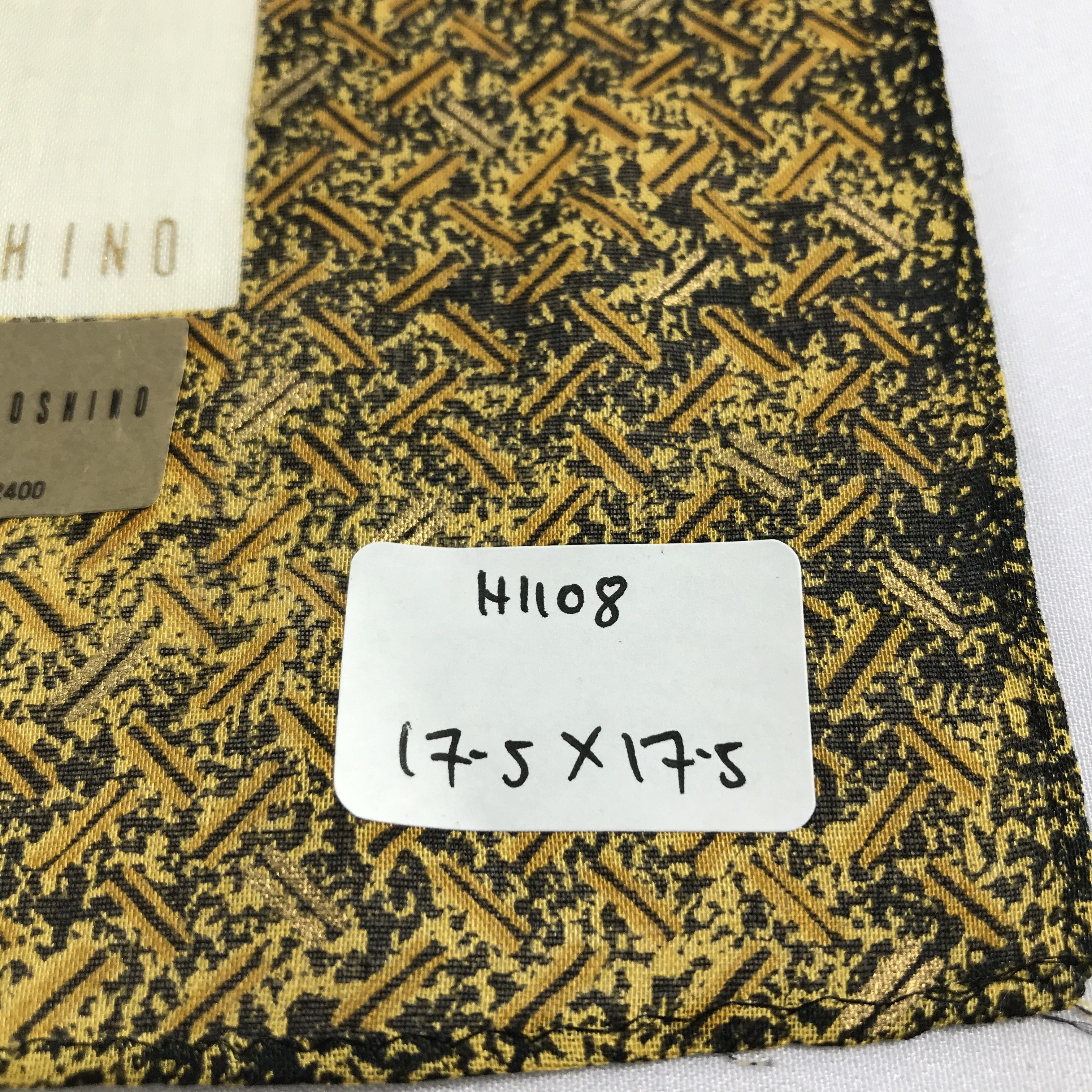 Hiroko Koshino Homme Hiroko Koshino Handkerchief Neckerchief Bandana H1108 Size ONE SIZE - 5 Thumbnail