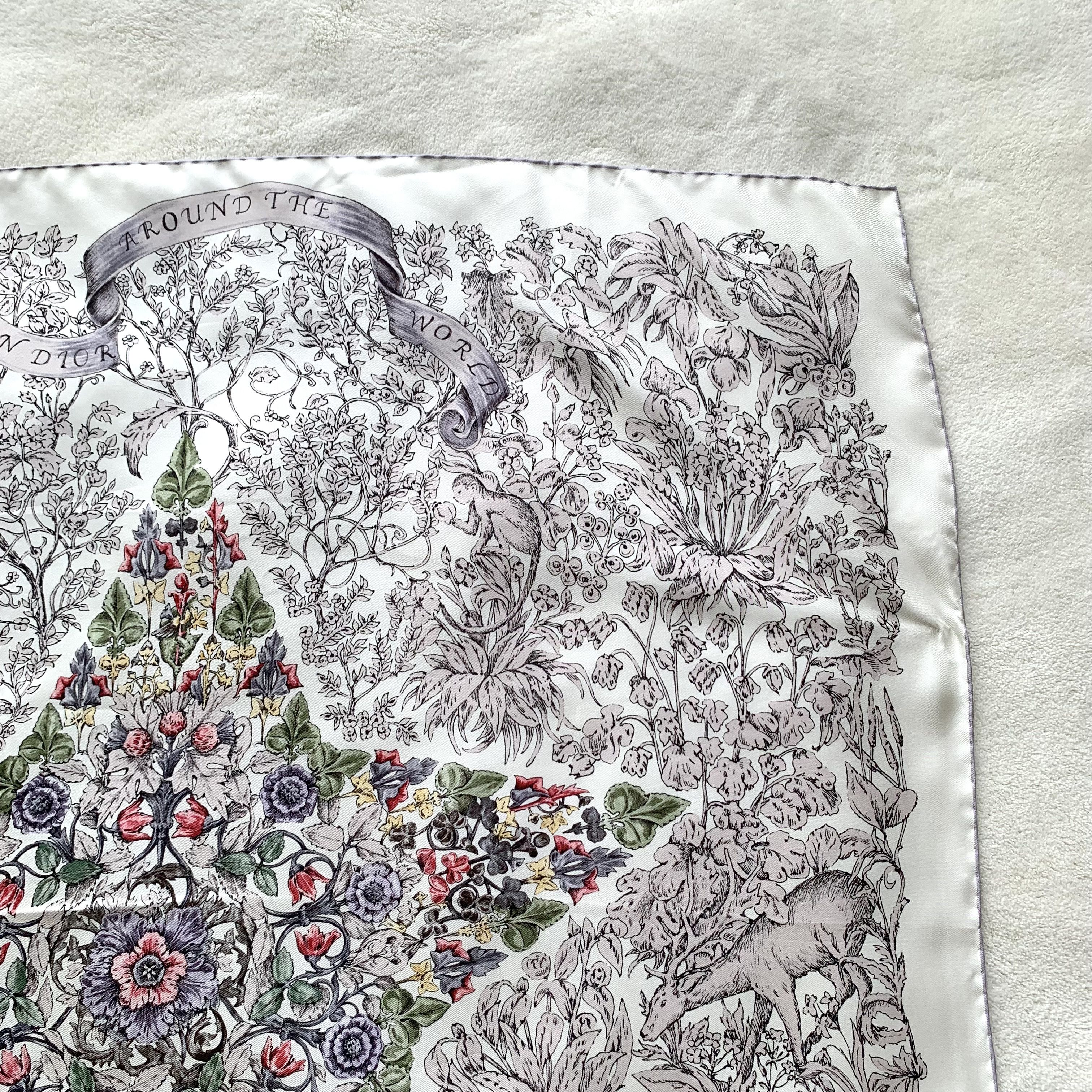Dior Dior Star & Animal Print Silk Scarf White (90×90 cm) Size ONE SIZE - 3 Thumbnail