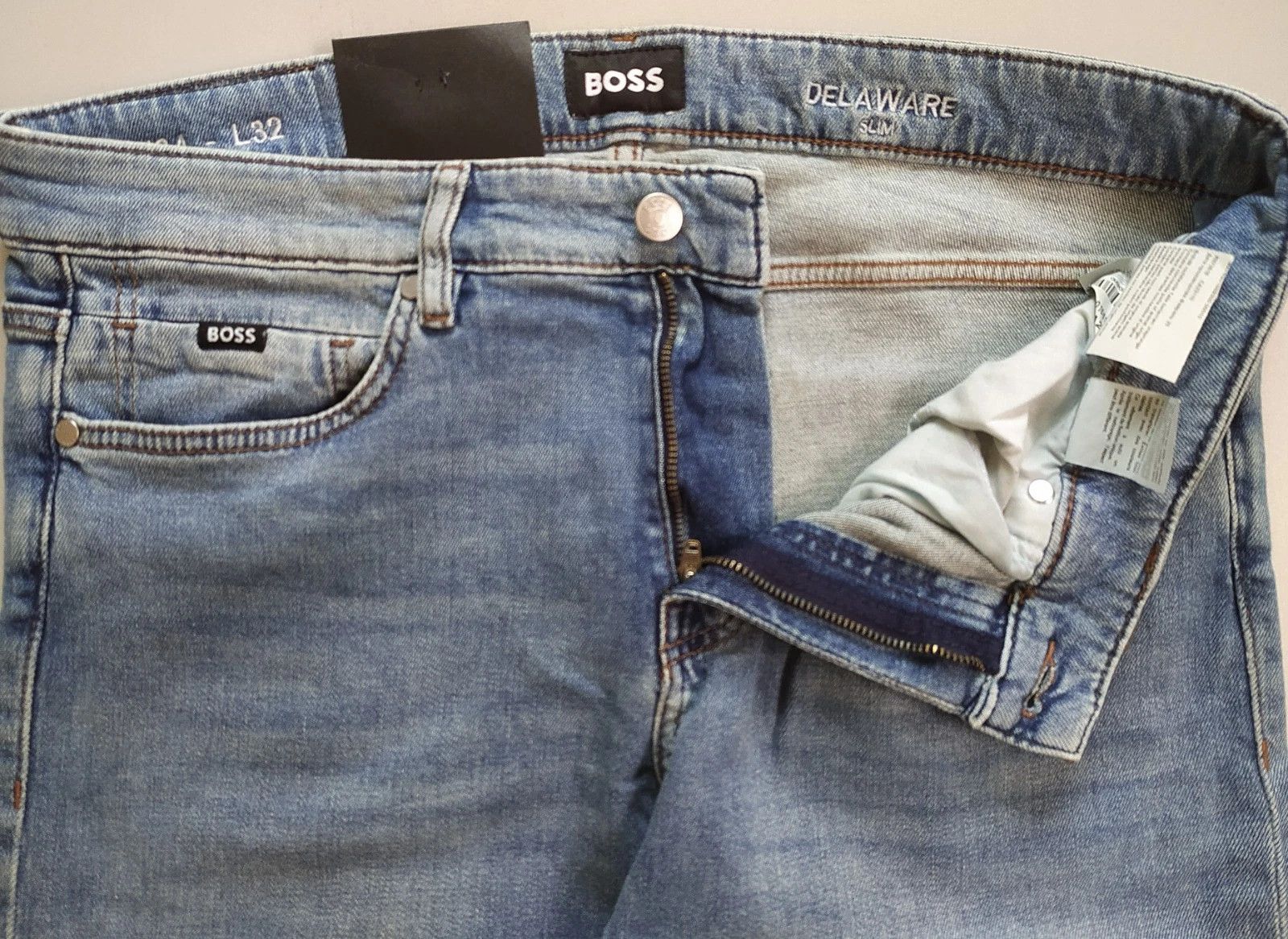 Hugo Boss HUGO BOSS DELAWARE Slim fit men's Jeans Free Shipping T-6012 Size US 34 / EU 50 - 10 Thumbnail