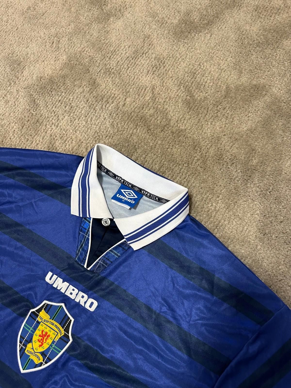 Umbro Umbro Scotland 1998-2000 Home Football Shirt Soccer Jersey Size US XL / EU 56 / 4 - 4 Thumbnail