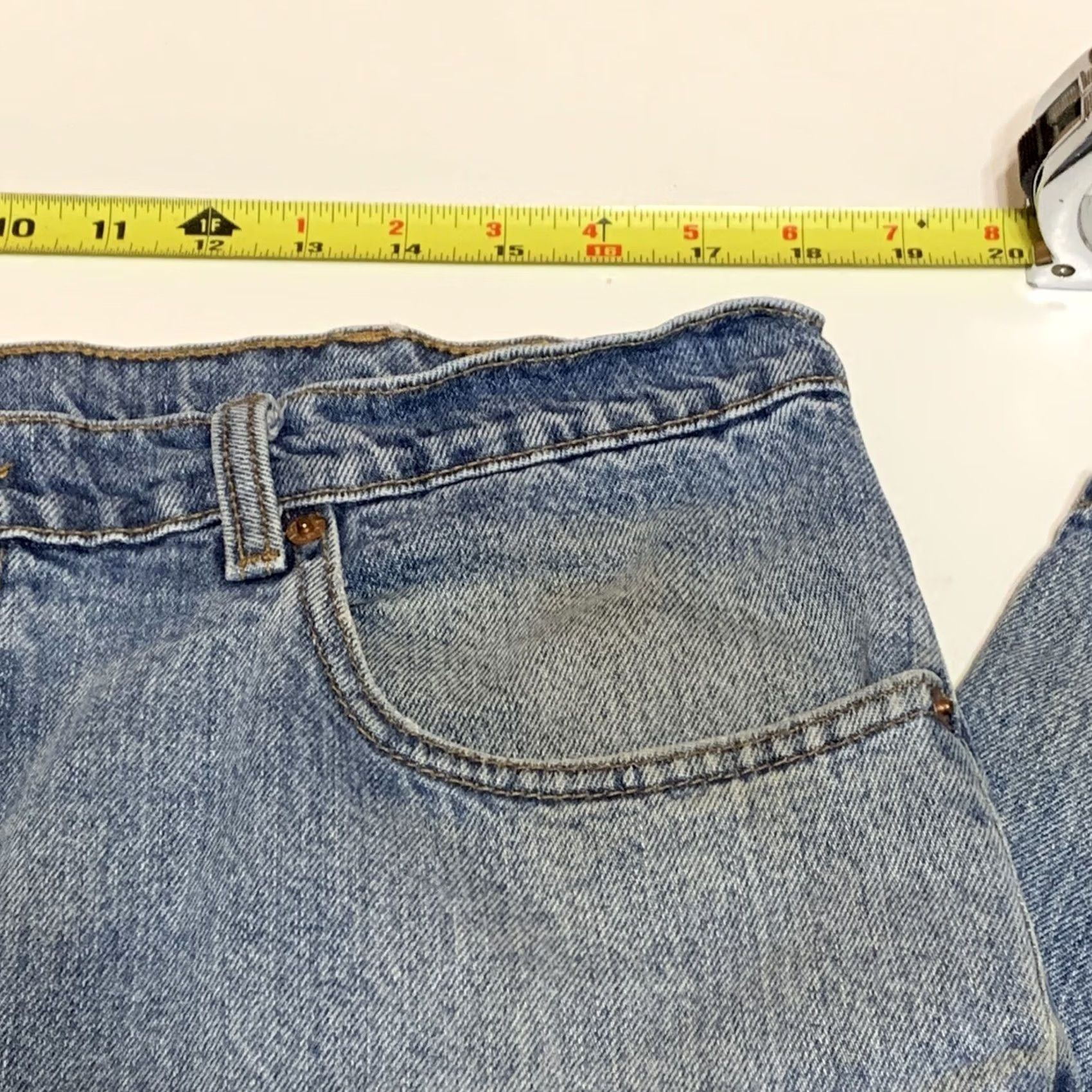 Levi's VINTAGE Levi's 550 Jeans Mens 36x30 Relaxed Tapered Leg Distressed Grunge Blue Denim 500 Series Mens Size US 36 / EU 52 - 6 Thumbnail