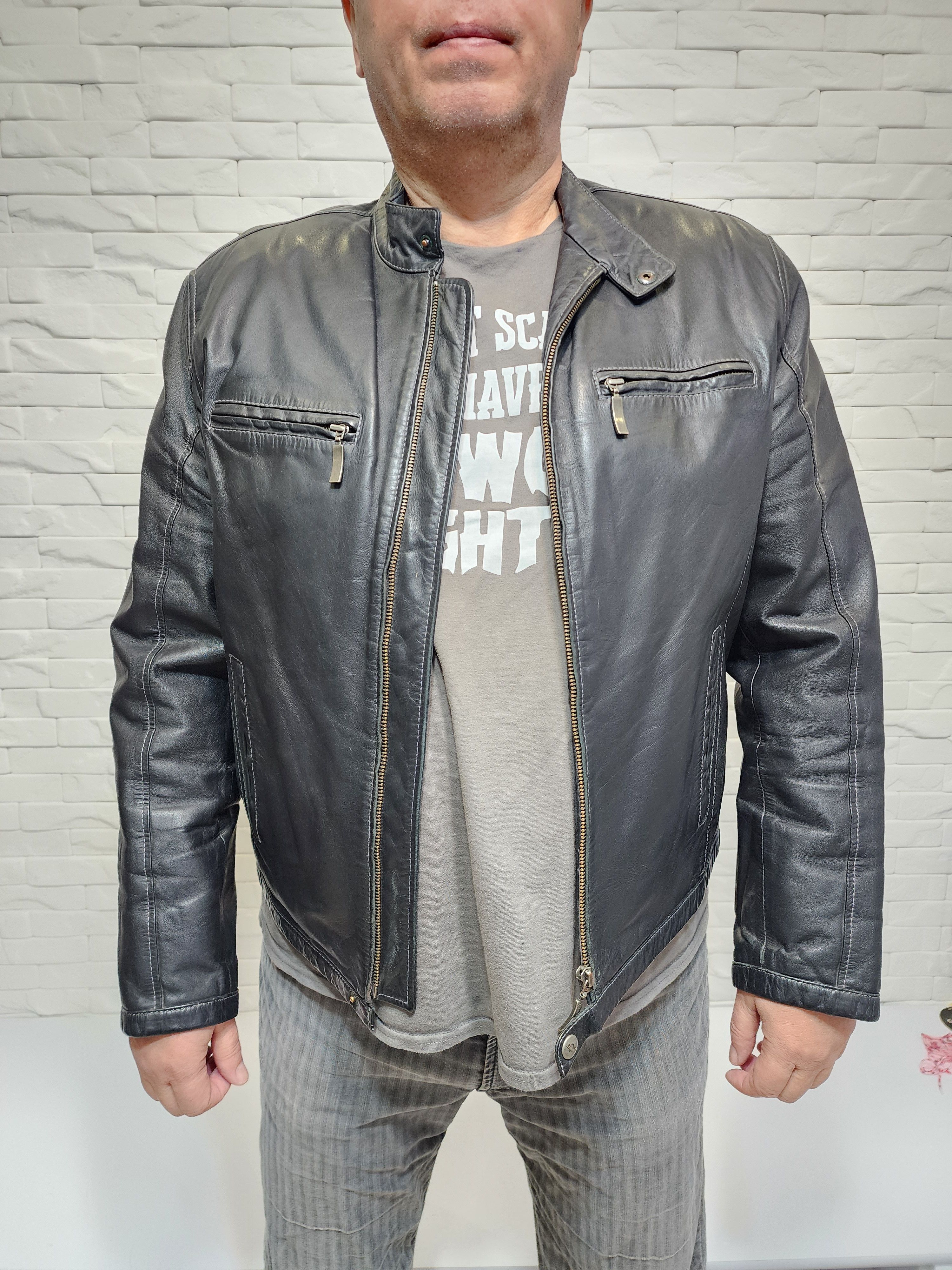 Genuine Leather Men's Black Genuine Leather Jacket: Zippered Pockets, Size US L / EU 52-54 / 3 - 4 Thumbnail