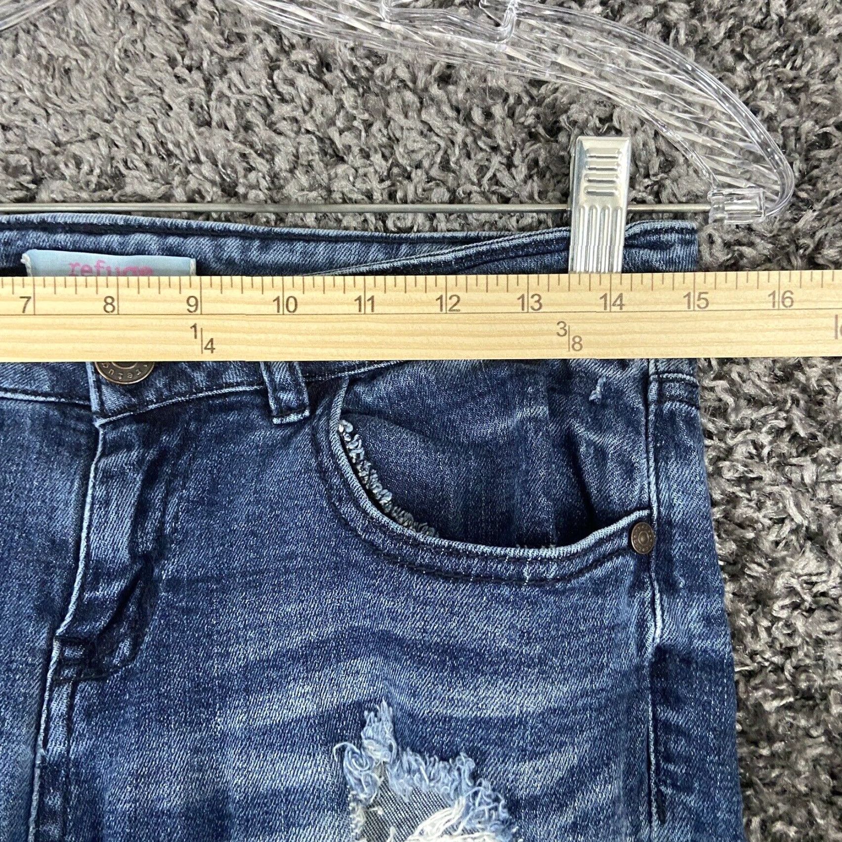 Vintage VINTAGE? No, not vintage. We'll craft: Refuge Women Jeans Skinny Distressed Blue 2 Regular Adult Womens Size 2 Distressed Skinny Jeans Blue Size 26" / US 2 / IT 38 - 7 Thumbnail