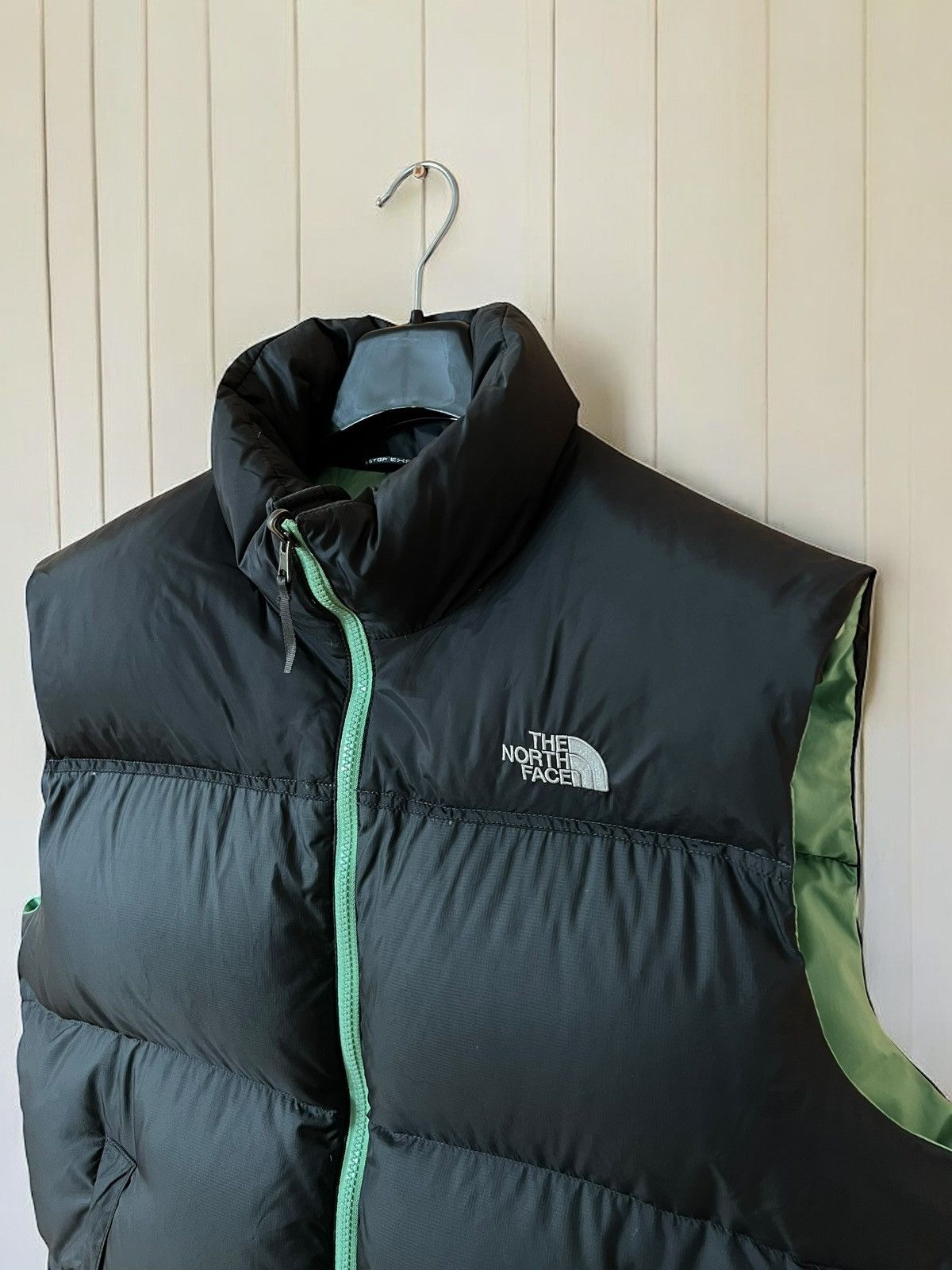 The North Face × Vintage THE NORTH FACE 700 PUFFER DOWN VEST VINTAGE WINTER Y2K Size US L / EU 52-54 / 3 - 5 Thumbnail