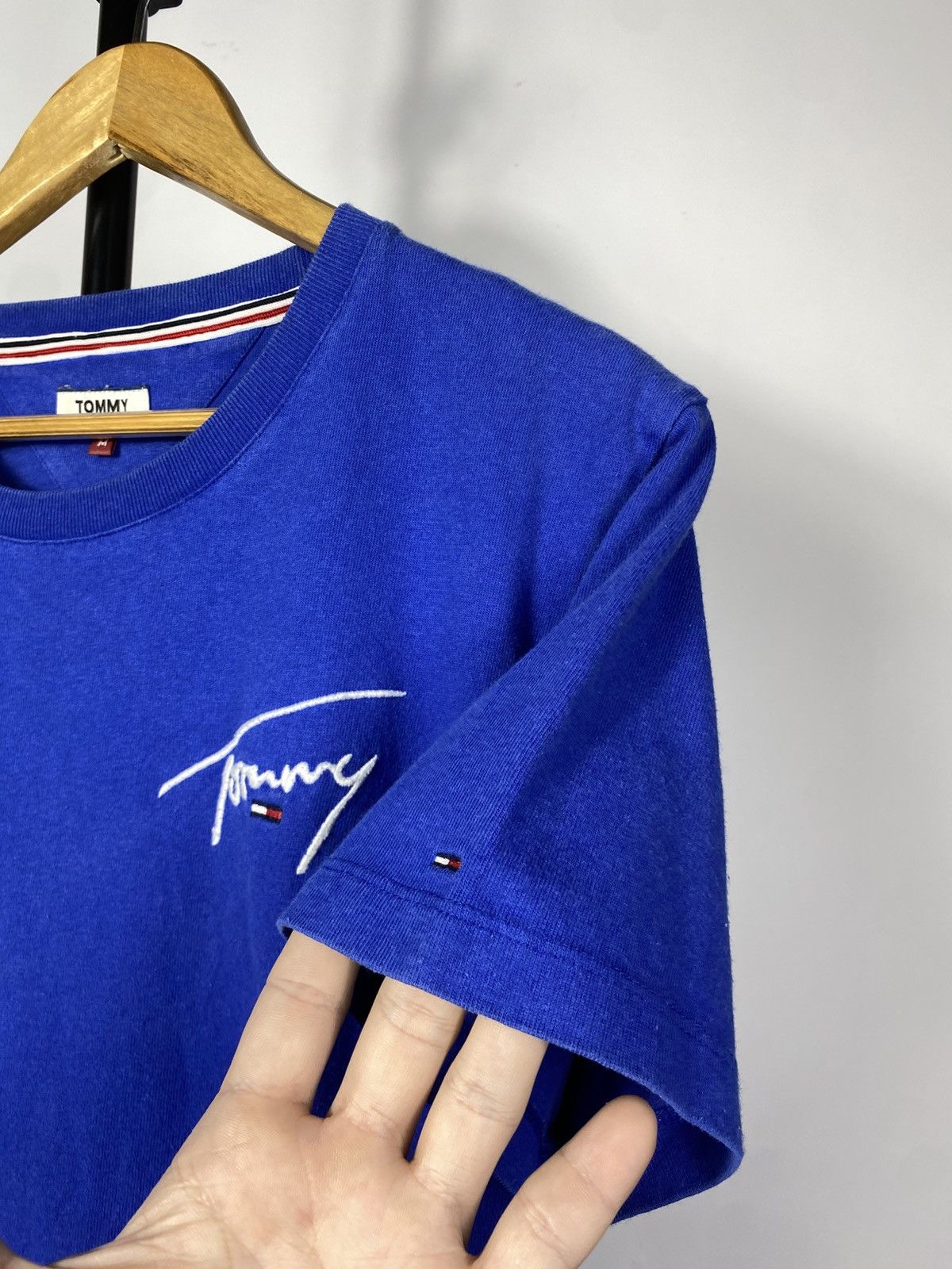 Tommy Hilfiger × Vintage Vintage USA Tommy Hilfiger vintage big logo t-shirt Size US M / EU 48-50 / 2 - 4 Thumbnail