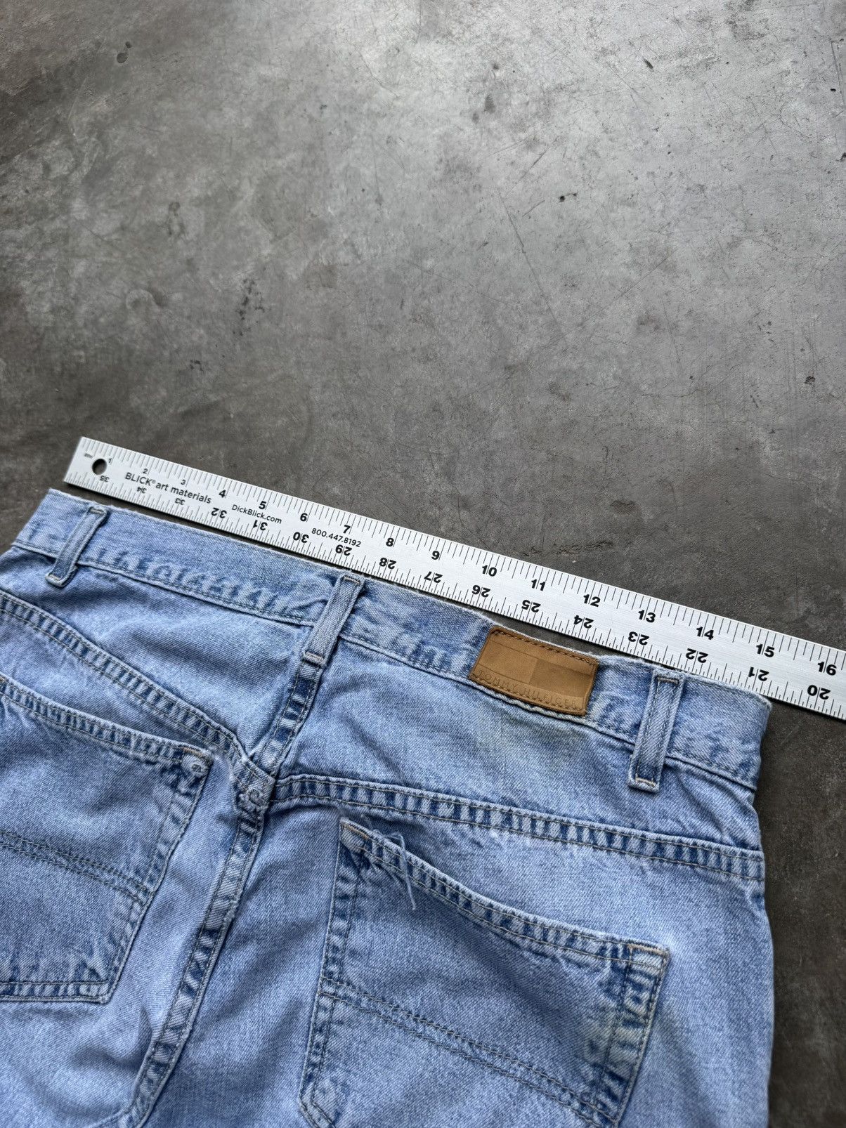 Tommy Hilfiger × Vintage Vintage 90’s/Y2K Tommy Hilfiger Baggy Denim Size US 30 / EU 46 - 5 Thumbnail