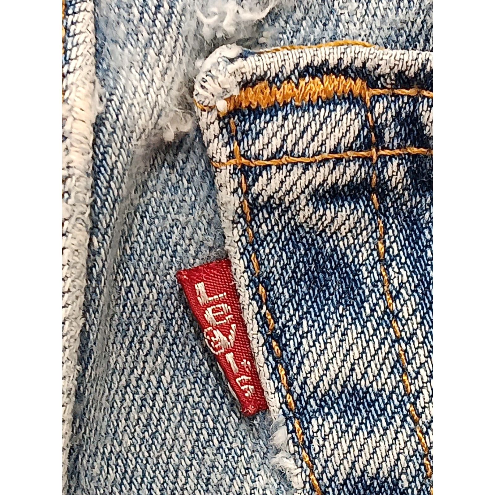 Levi's VINTAGE Levi's 560 Jeans 36X32 Blue Denim Relaxed Tapered Men's 5-Pocket USA Mens 90s American Distressed Size US 36 / EU 52 - 6 Thumbnail