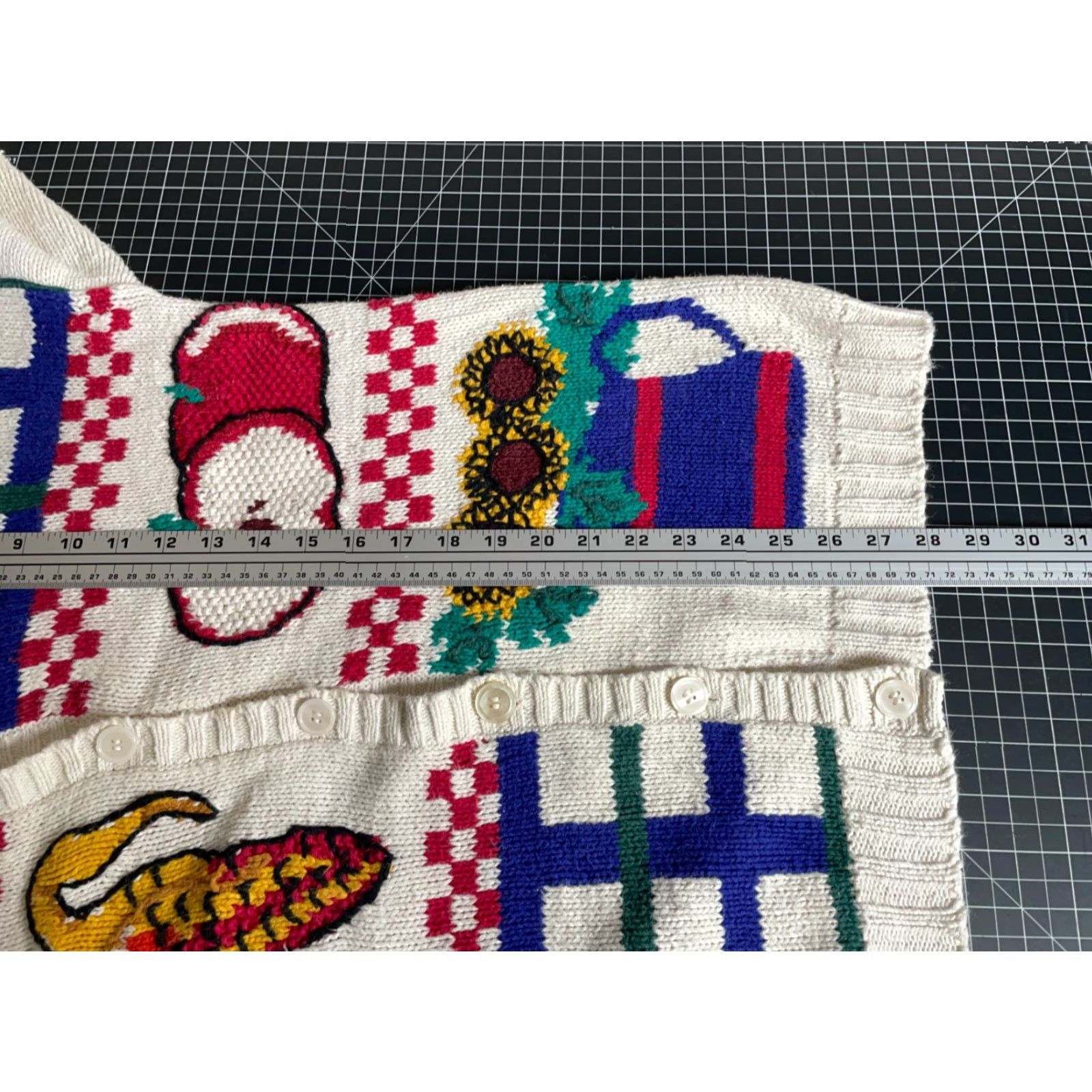 Apple VINTAGE 90s Teacher Motif Cardigan Women's XL Ivory Sweater Harvest Apple Novelty Highgate Size XL / US 12-14 / IT 48-50 - 6 Thumbnail