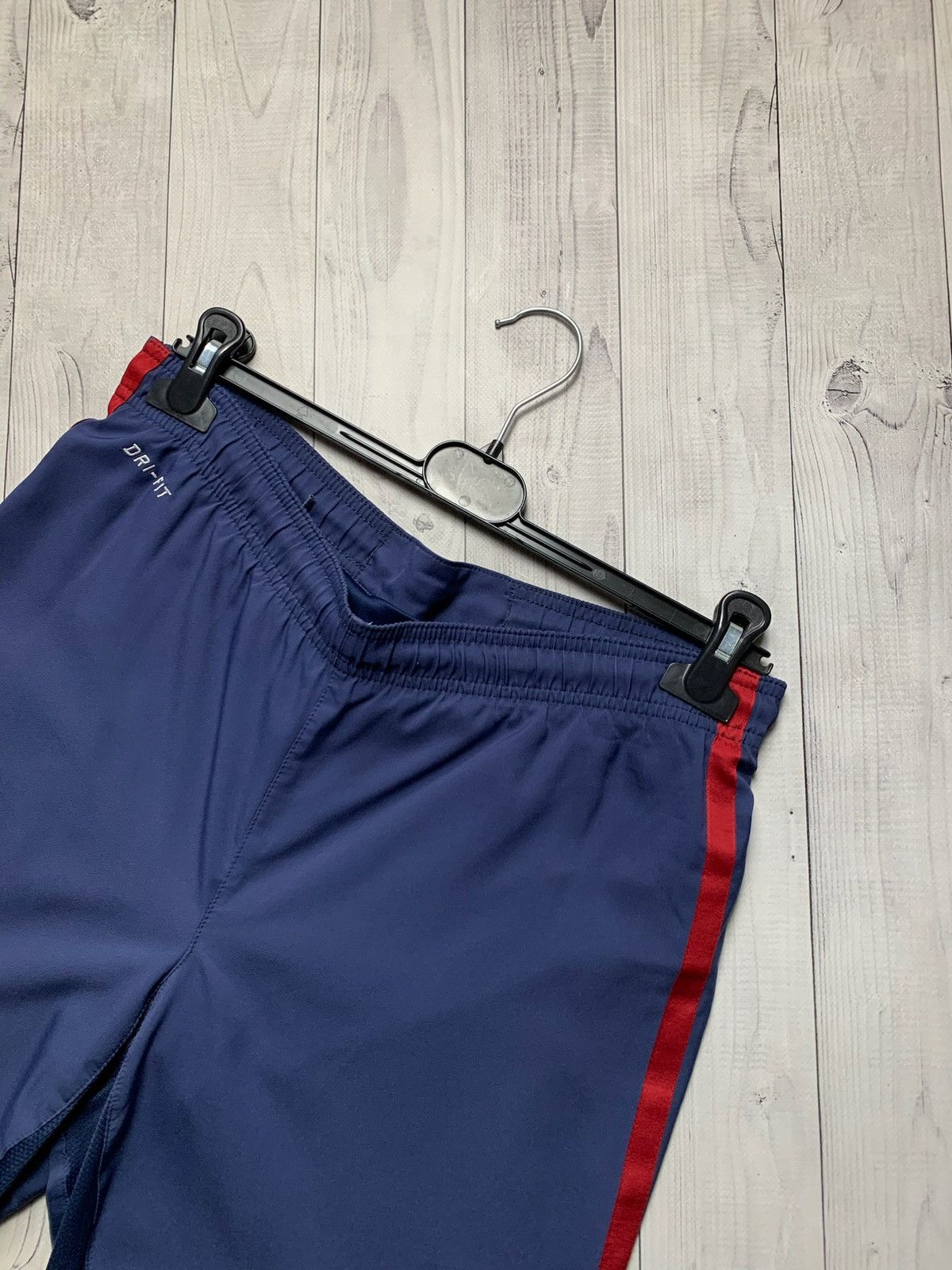 Vintage Vintage Nike Barcelona soccer shorts size S Size US S / EU 44-46 / 1 - 2 Thumbnail