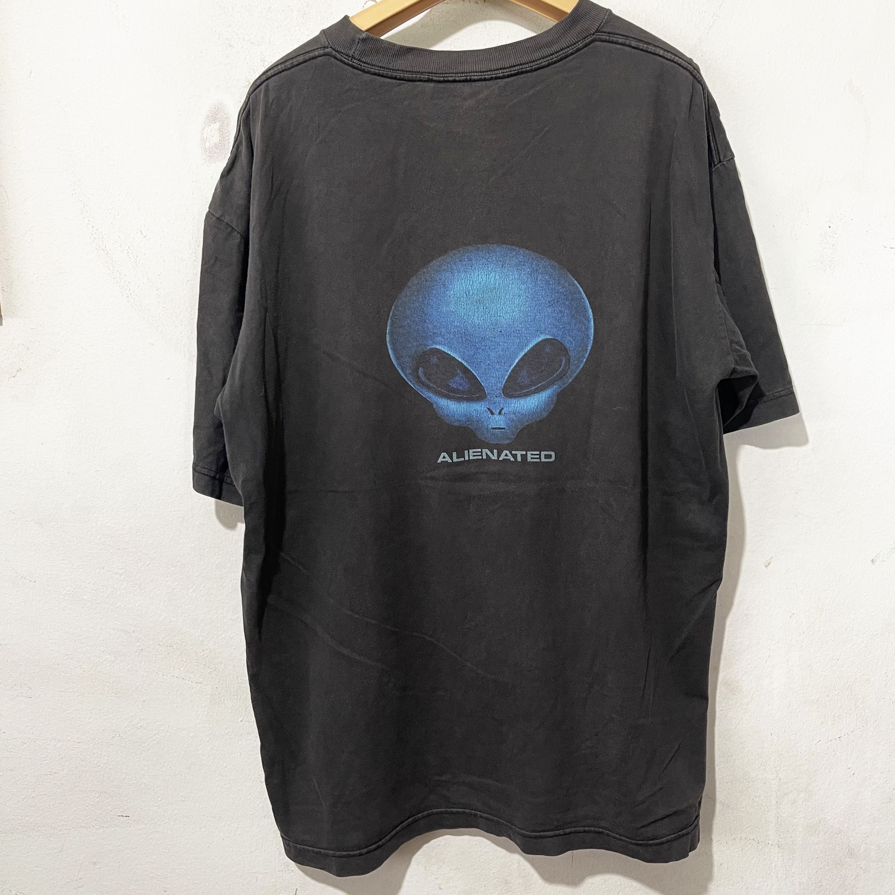 Alien Workshop Vintage 90s Alien Workshop Alienated T-Shirt Size US XL / EU 56 / 4 - 4 Thumbnail