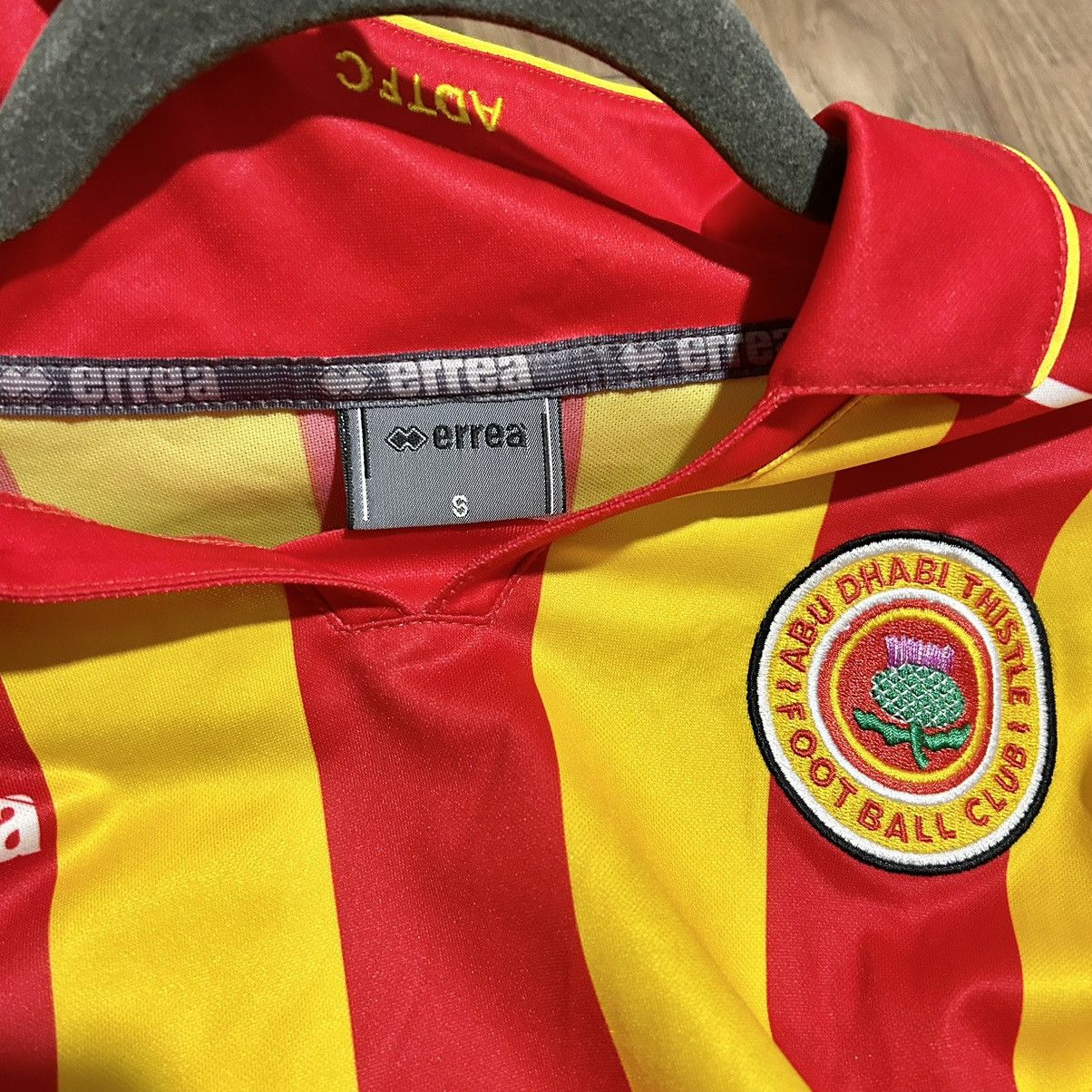 Other Abu Dhabi Thistle Errea Football Club Jersey 12 Men’s Small Size US S / EU 44-46 / 1 - 7 Thumbnail