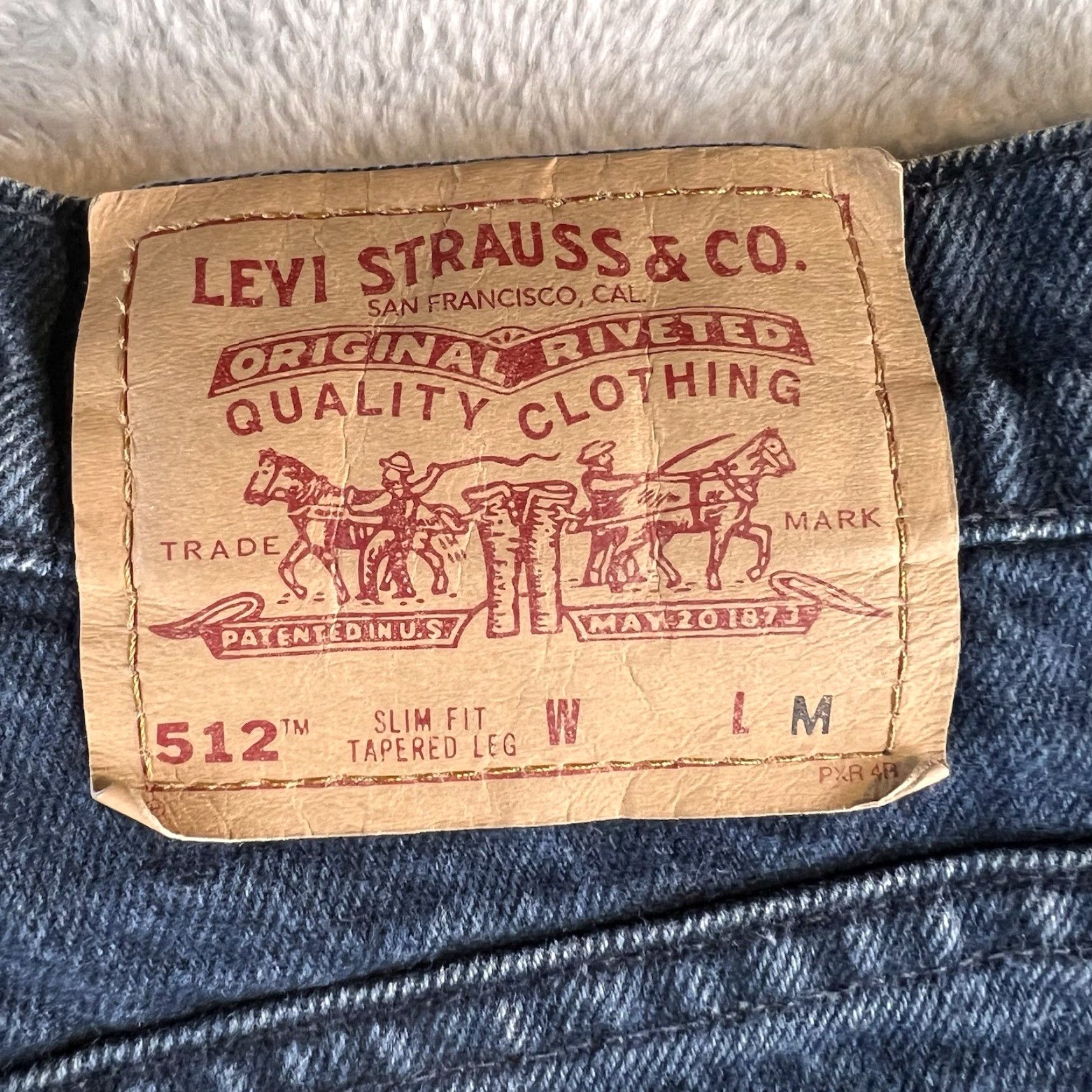 Levi's VINTAGE Levi's 512 Jeans Womens 25x30 Blue Dark Wash High Rise Tapered 90s USA Jeans Womens 25x30 Blue Dark Wash Levi's 512 90s USA Size 42" / US 20 - 7 Thumbnail