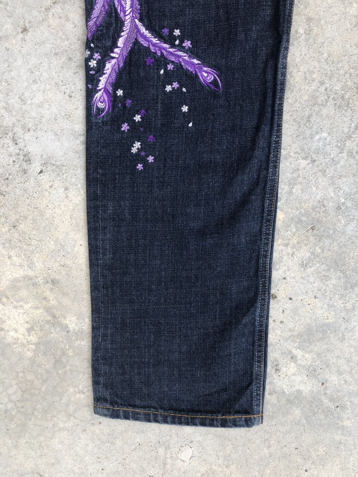 Karakuri Tamashii Karakuri Tamashii Embroidered Jeans Distressed Jeans Size US 32 / EU 48 - 6 Thumbnail