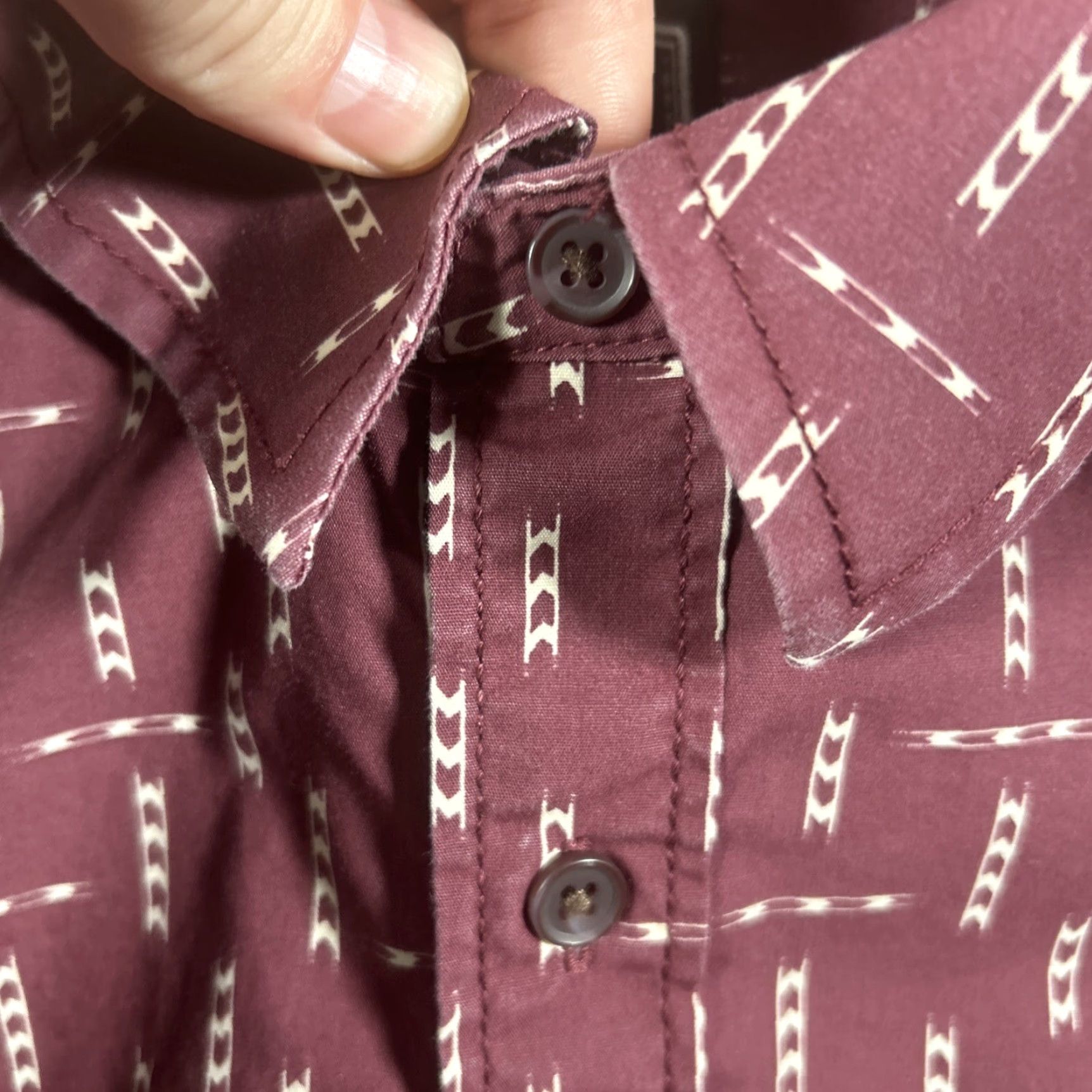 Vintage Gibson Trading Co Shirt Mens M Short Sleeve Button Up Maroon Red Size US M / EU 48-50 / 2 - 3 Thumbnail