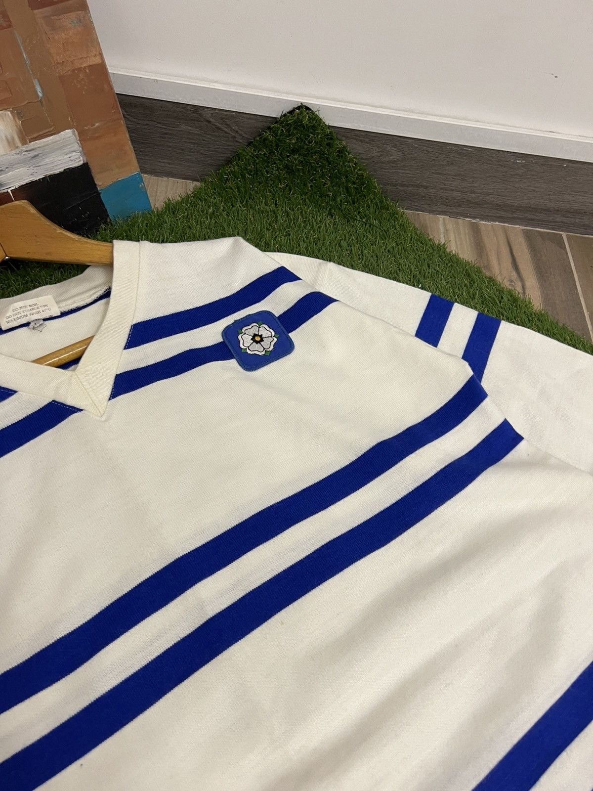 Vintage Vintage 1980’s Yorkshire Rugby Long Sleeve 90s 80s England Size US L / EU 52-54 / 3 - 3 Thumbnail