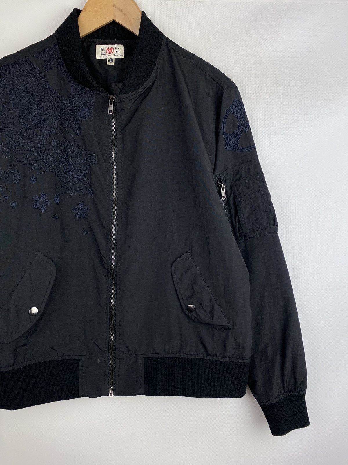Japanese Brand VTG Japanese Tradition Embroidered Dragon Logo Bomber Jacket Size US L / EU 52-54 / 3 - 3 Thumbnail