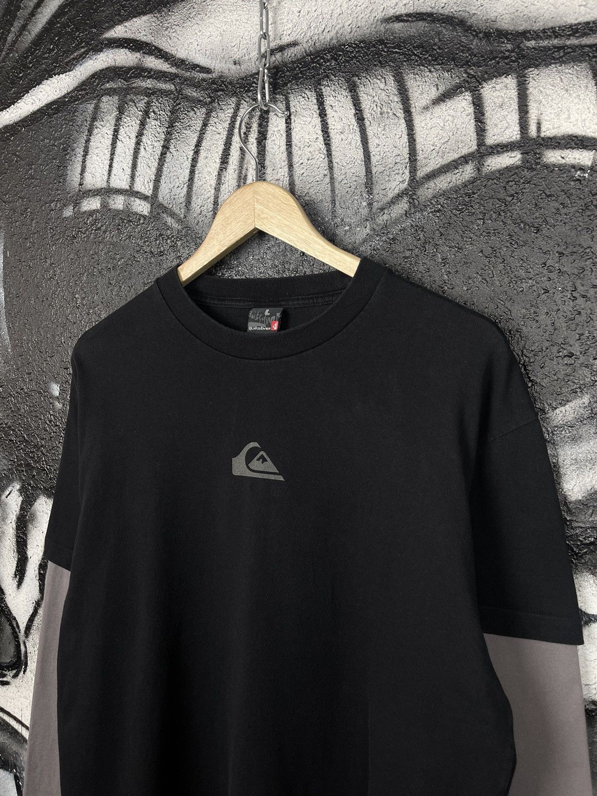 Quiksilver Y2K Quiksilver Long Sleeve T-Shirt Big Logo Men’s Size L Size US L / EU 52-54 / 3 - 4 Thumbnail