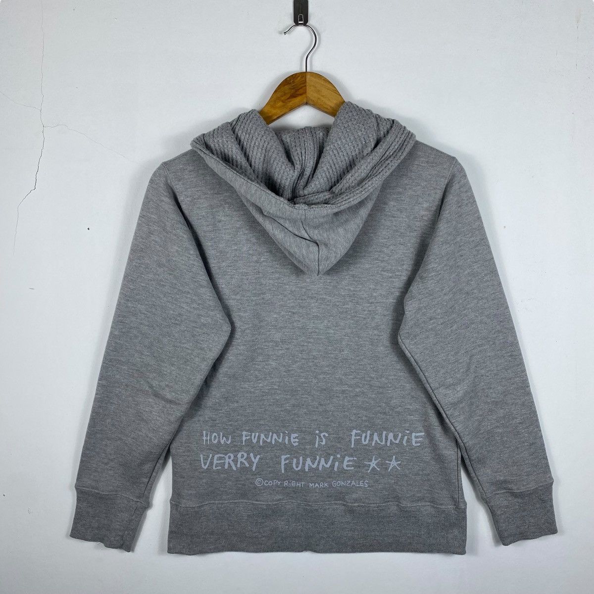 Vintage Vintage 00's MARK GONZALES Logo Hooded Pullover Medium Size Size US M / EU 48-50 / 2 - 5 Thumbnail