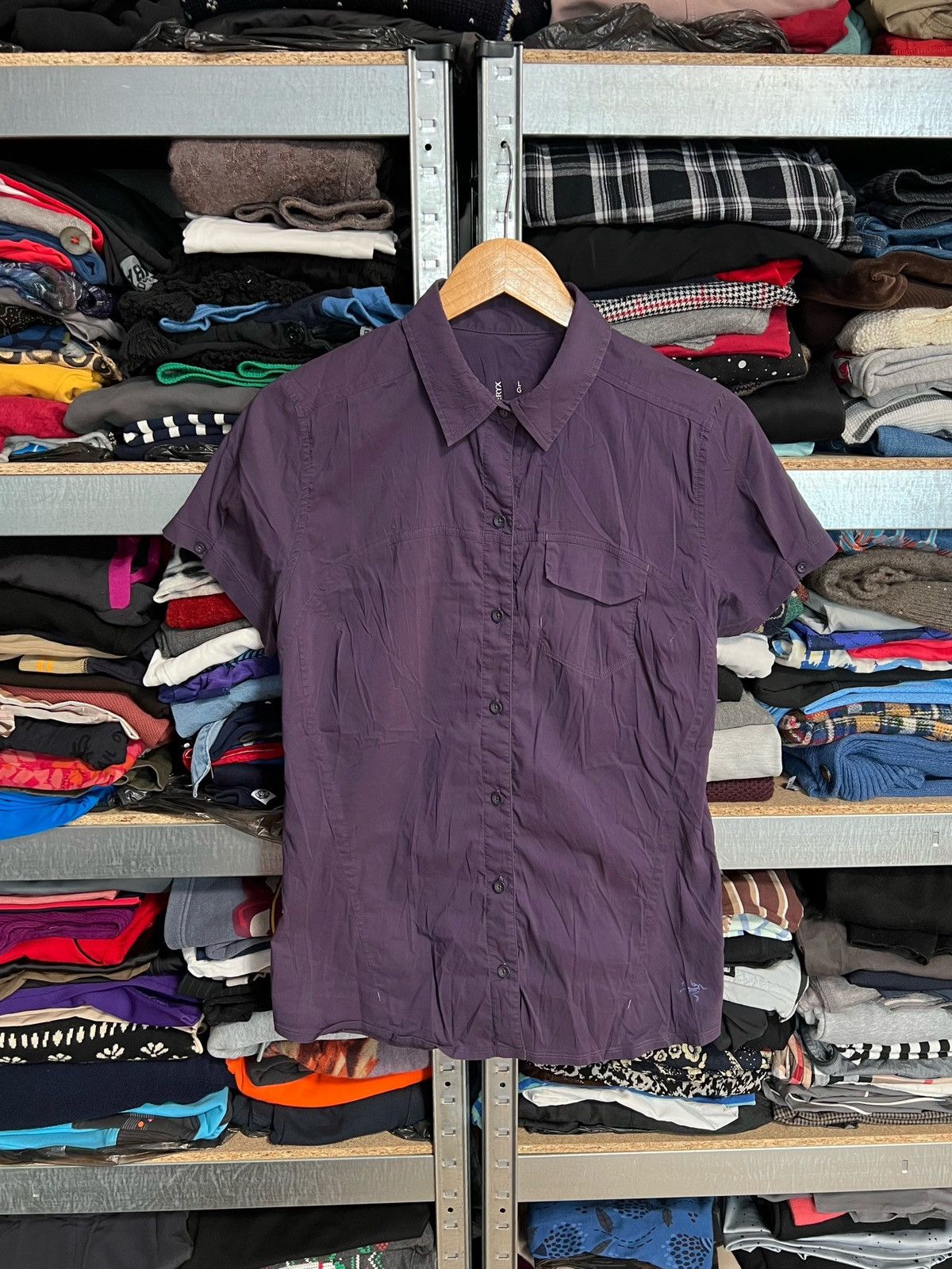 Arc'teryx Arcteryx Button Up Shirt Women’s Blouse Short Sleeve Size L Size L / US 10 / IT 46 - 1 Thumbnail