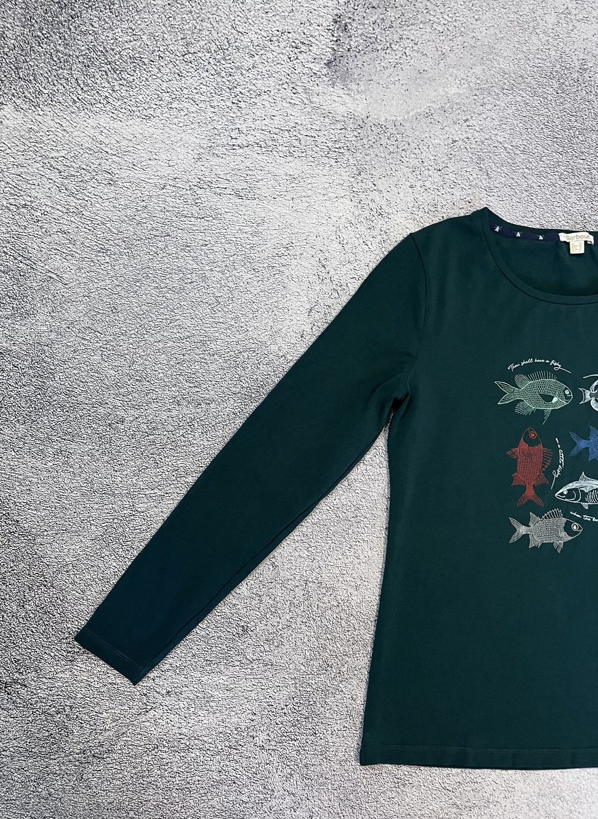 Barbour Barbour Bay Women’s Long Sleeve Top Fish Print Dark Green M Size M / US 6-8 / IT 42-44 - 4 Thumbnail