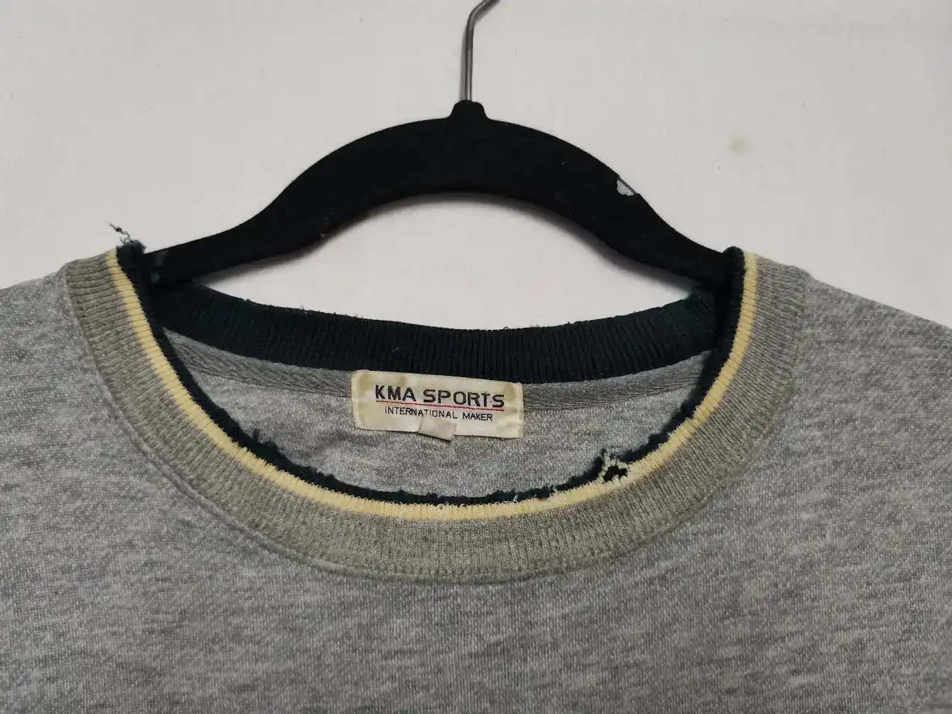 Vintage Vintage KMASports International American Classic Sweatshirt Size US L / EU 52-54 / 3 - 3 Thumbnail