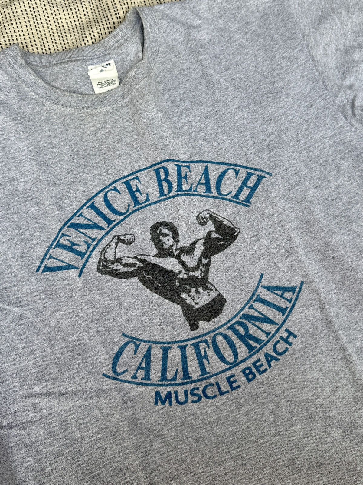 Anvil × Vintage Venice Beach California Muscle Beach T shirt Size US L / EU 52-54 / 3 - 1 Thumbnail