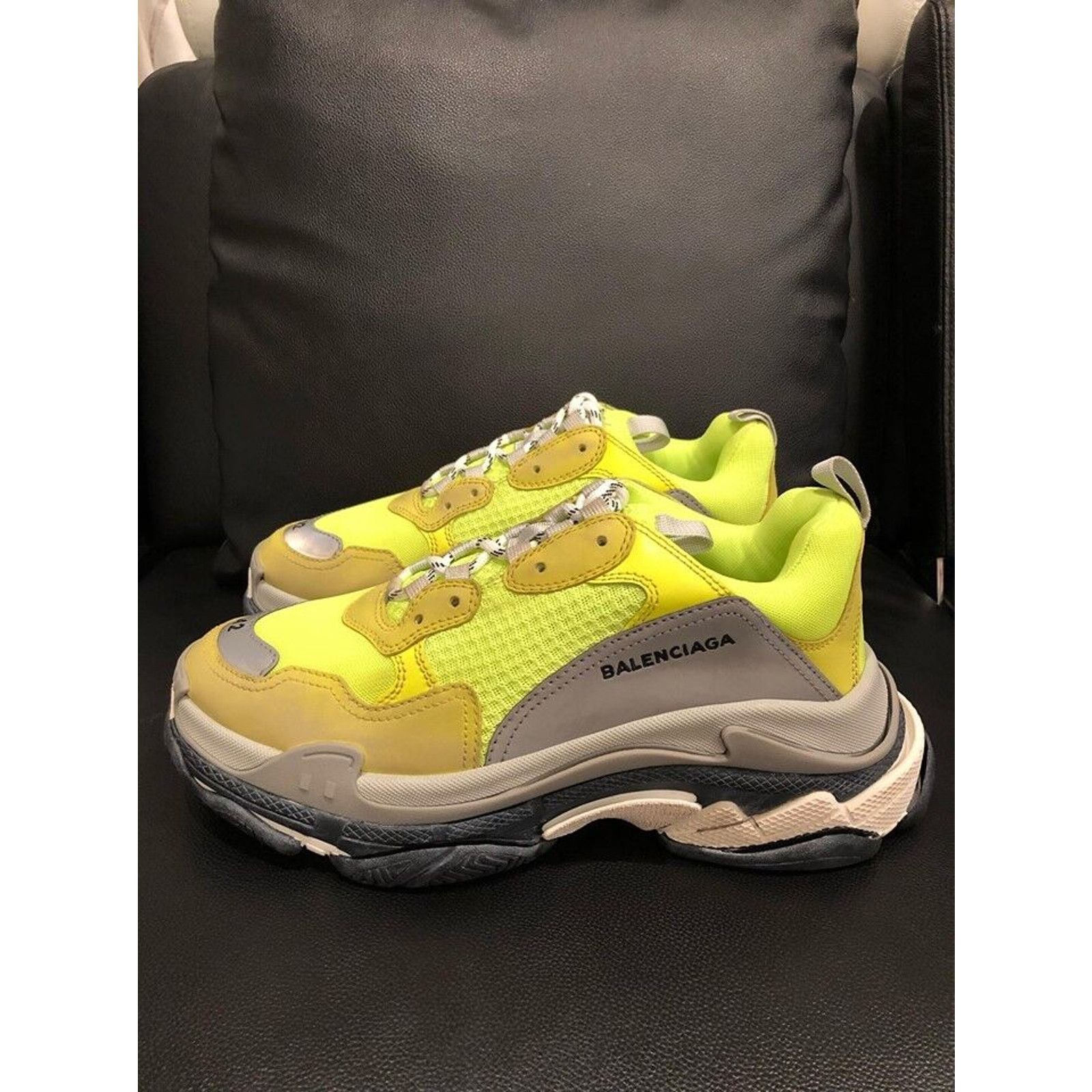 Balenciaga Balenciaga Triple S Sneaker Neon Yellow Grey Speed Size US 9 / EU 42 - 10 Thumbnail