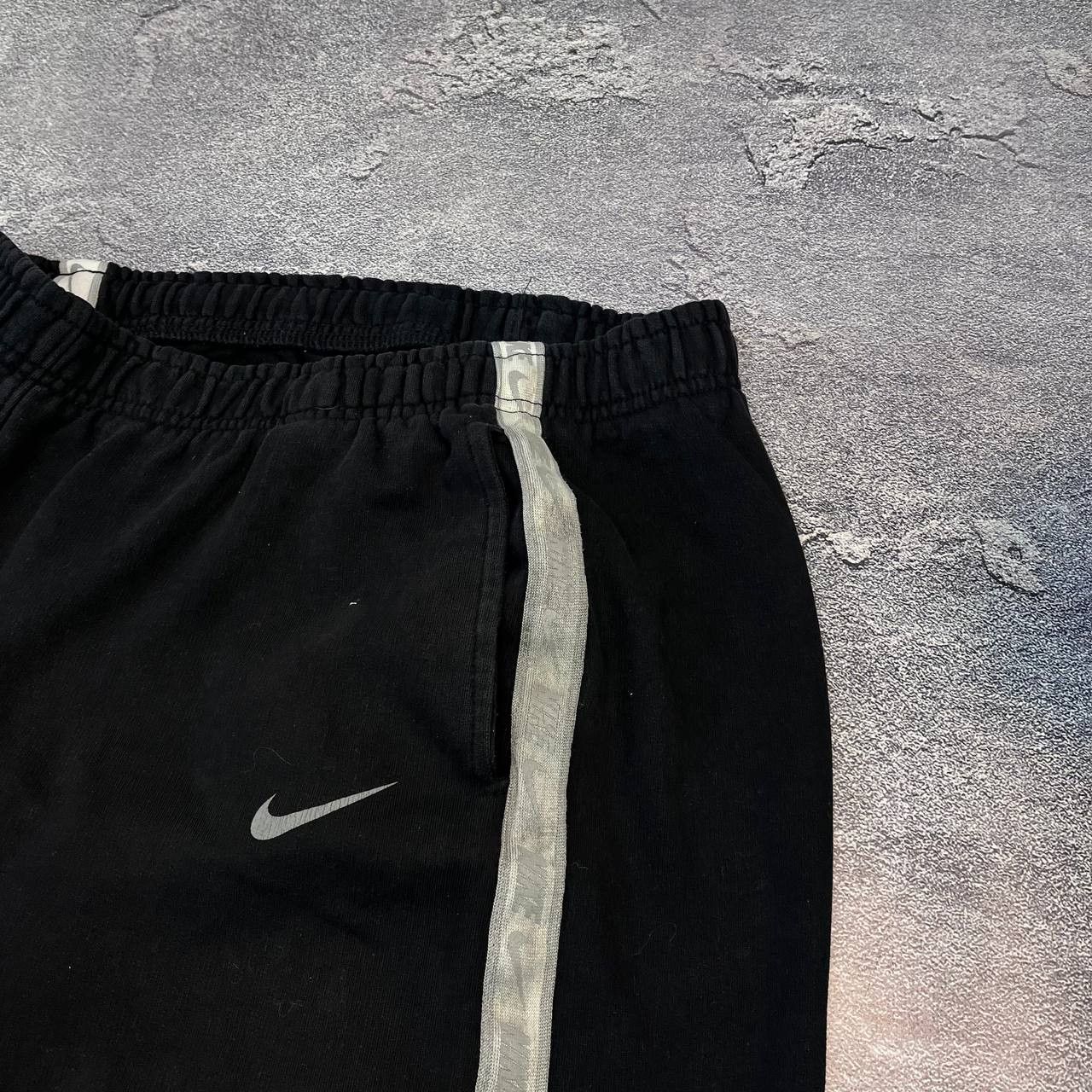 Nike Vintage Nike Black Drill Baggy Sweatpants Pants Sz M Size US 33 - 8 Thumbnail
