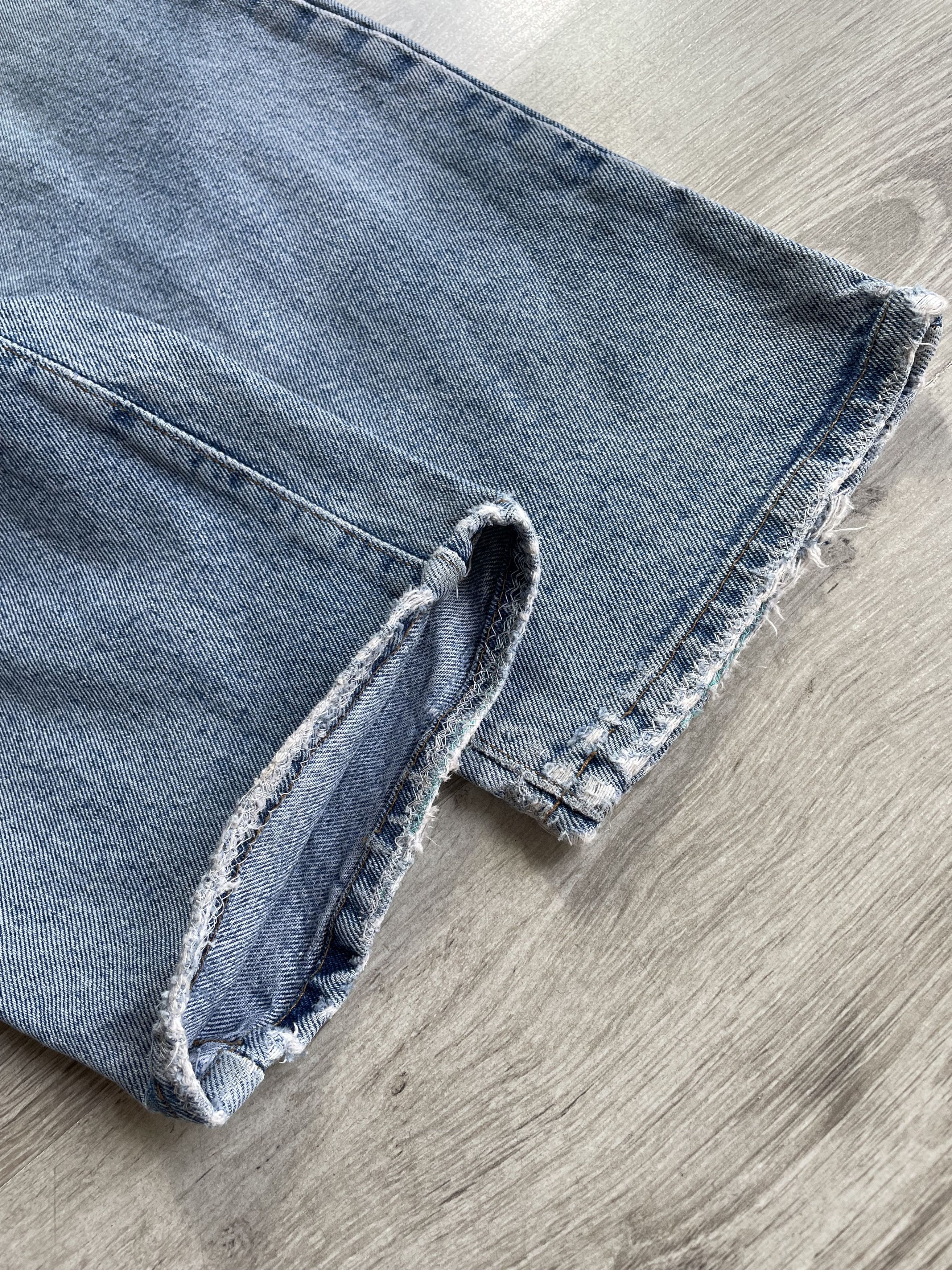 Diesel Diesel Vintage 80s Relaxed Light Blue Denim Jeans 7500AC Size US 31 - 8 Thumbnail