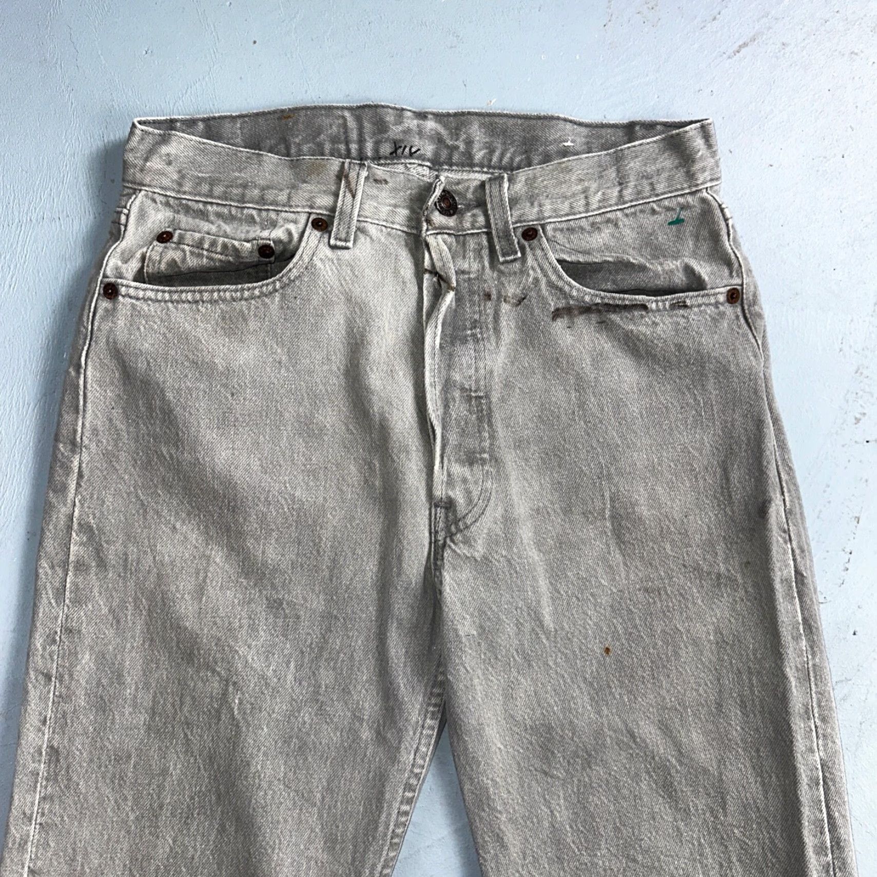 Levi's Levis 501 Vintage 90s USA Gray Straight Leg Jeans 28x34 Regular Mens 501 Series Denim Cotton Medium Wash Size US 28 / EU 44 - 2 Thumbnail