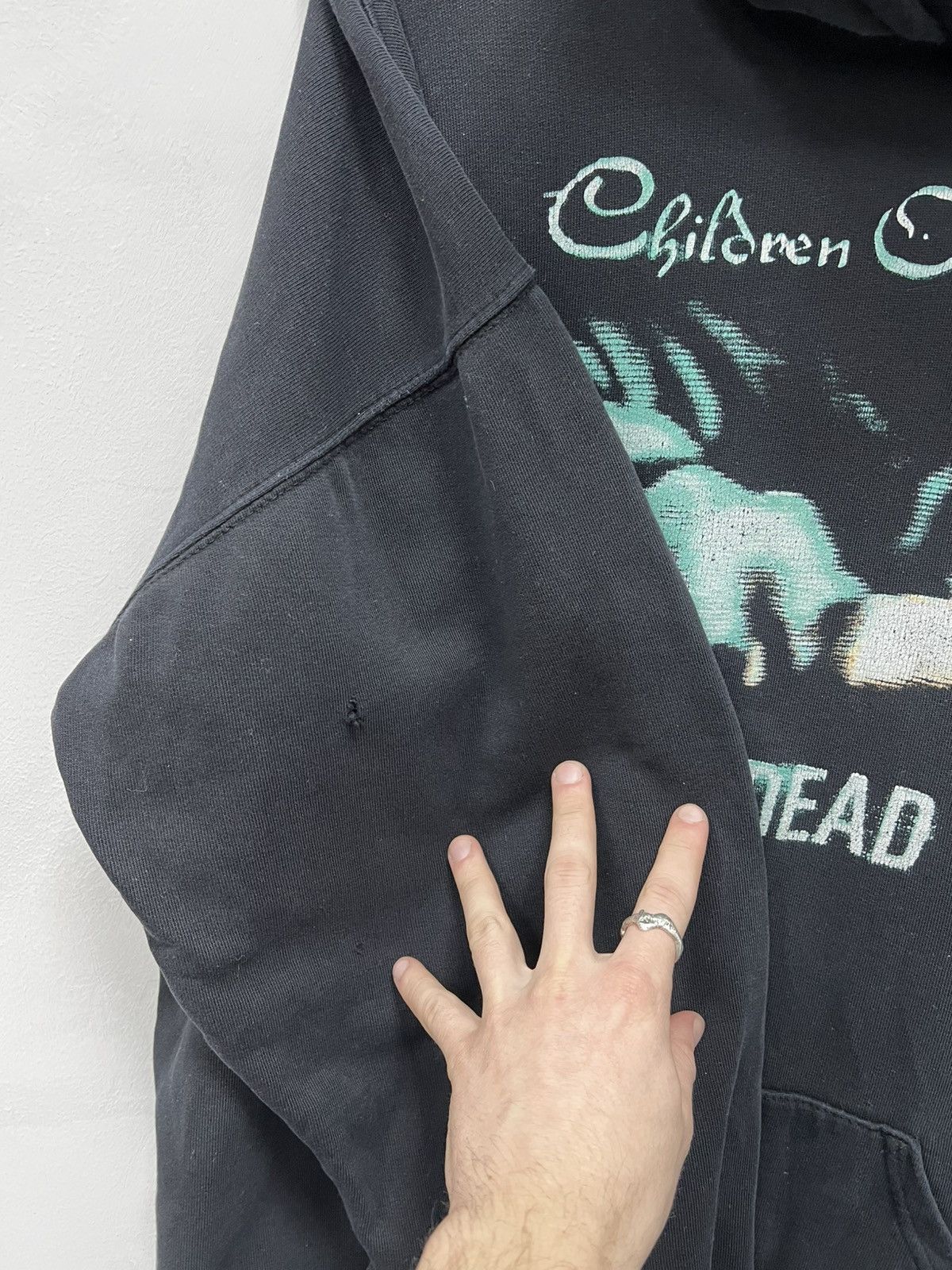 Band Tees × Vintage VINTAGE DISTRESSED FADED 2000s children of bodom boxy hoodie Size US L / EU 52-54 / 3 - 7 Thumbnail