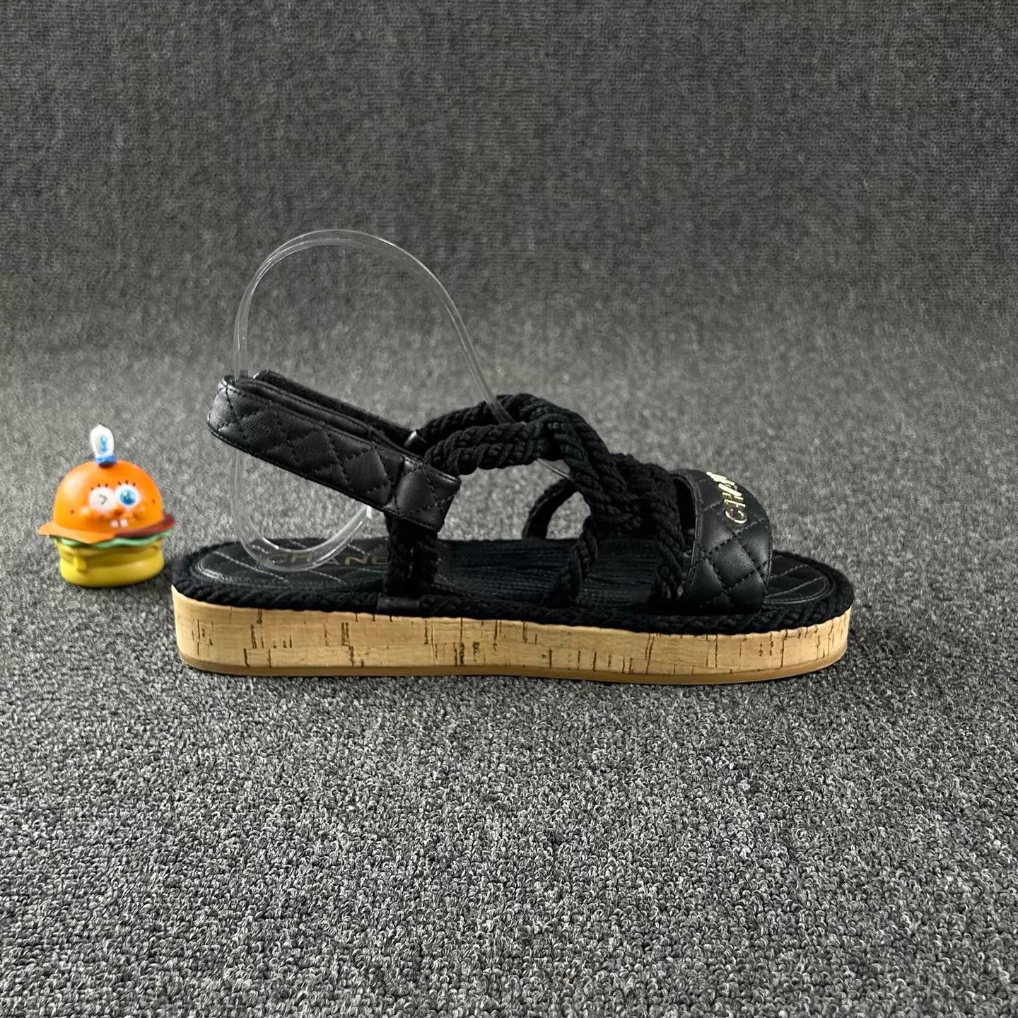 Chanel Chanel Black Woven Gold Logo Sandals EUR 38 Size US 7.5 / IT 37.5 - 4 Thumbnail