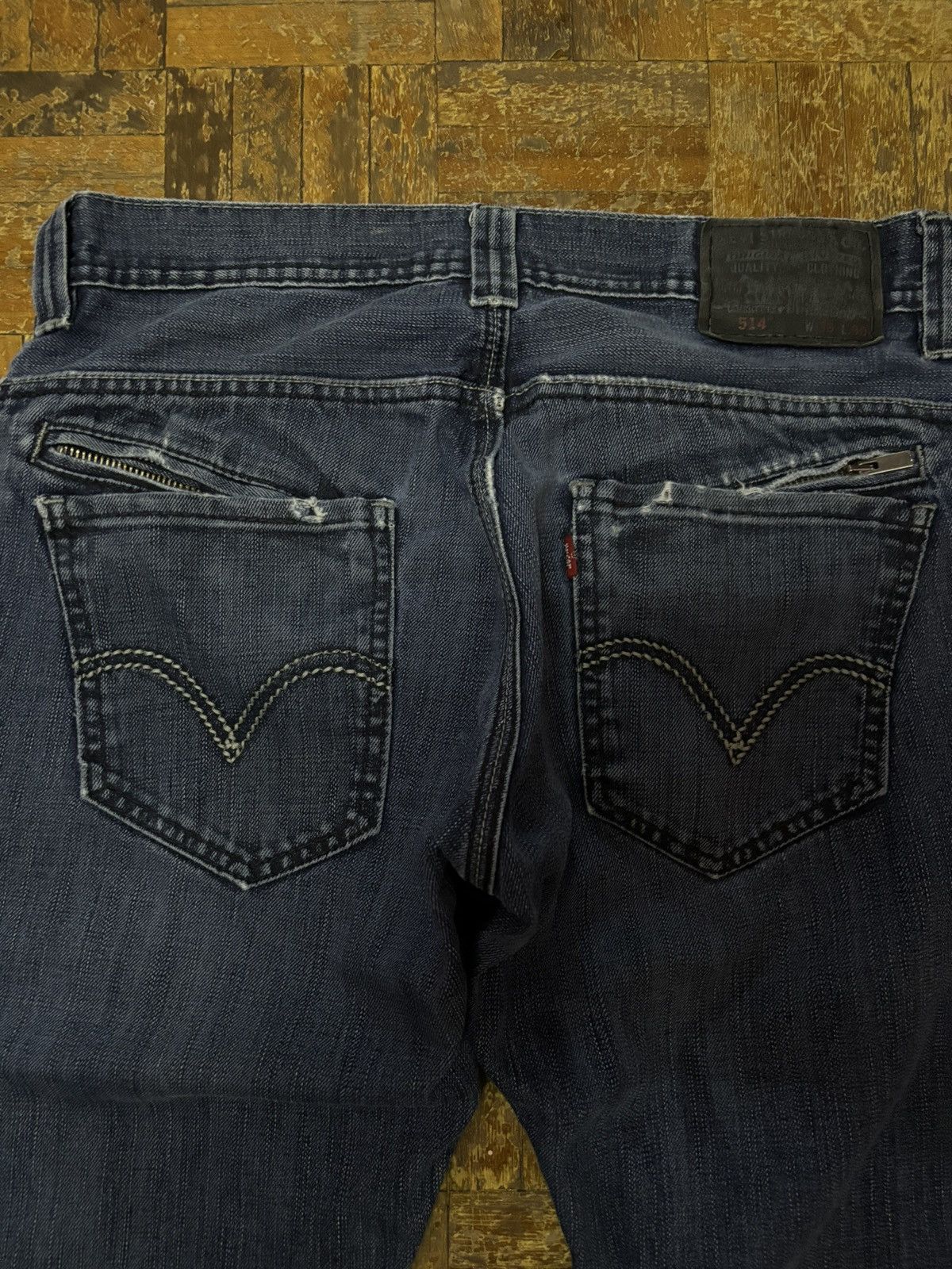 Jean × Levi's × Vintage VINTAGE LEVIS 514 SLIM STRAIGHT MEN JEANS (SIZE 33) Size US 33 - 13 Thumbnail